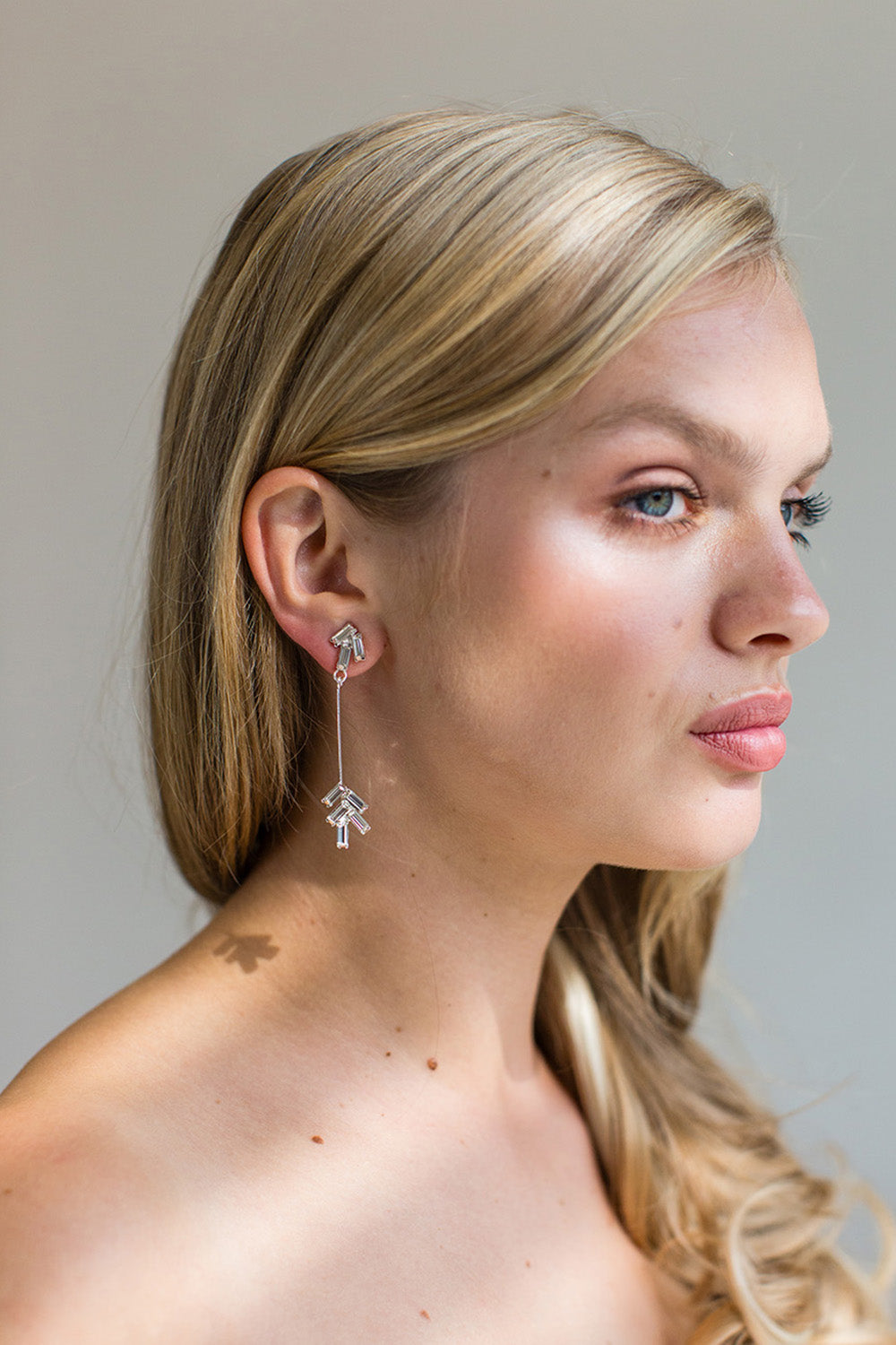 Stylish Austin Earrings for Women - Trendy Dangle Hoop Earrings for Everyday Wear & Special Occasions
