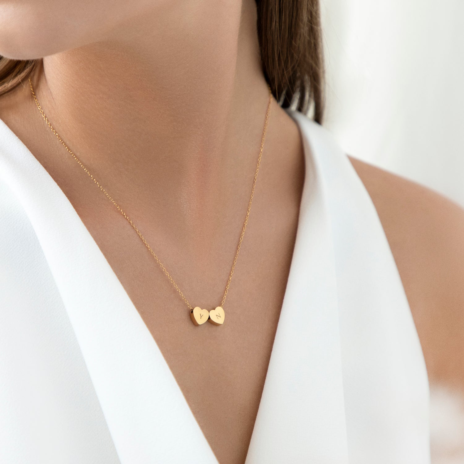 Elegant Amo Heart Double Bead Necklace in Gold - Perfect for Valentine's Day Gifts, Anniversaries & Romantic Occasions