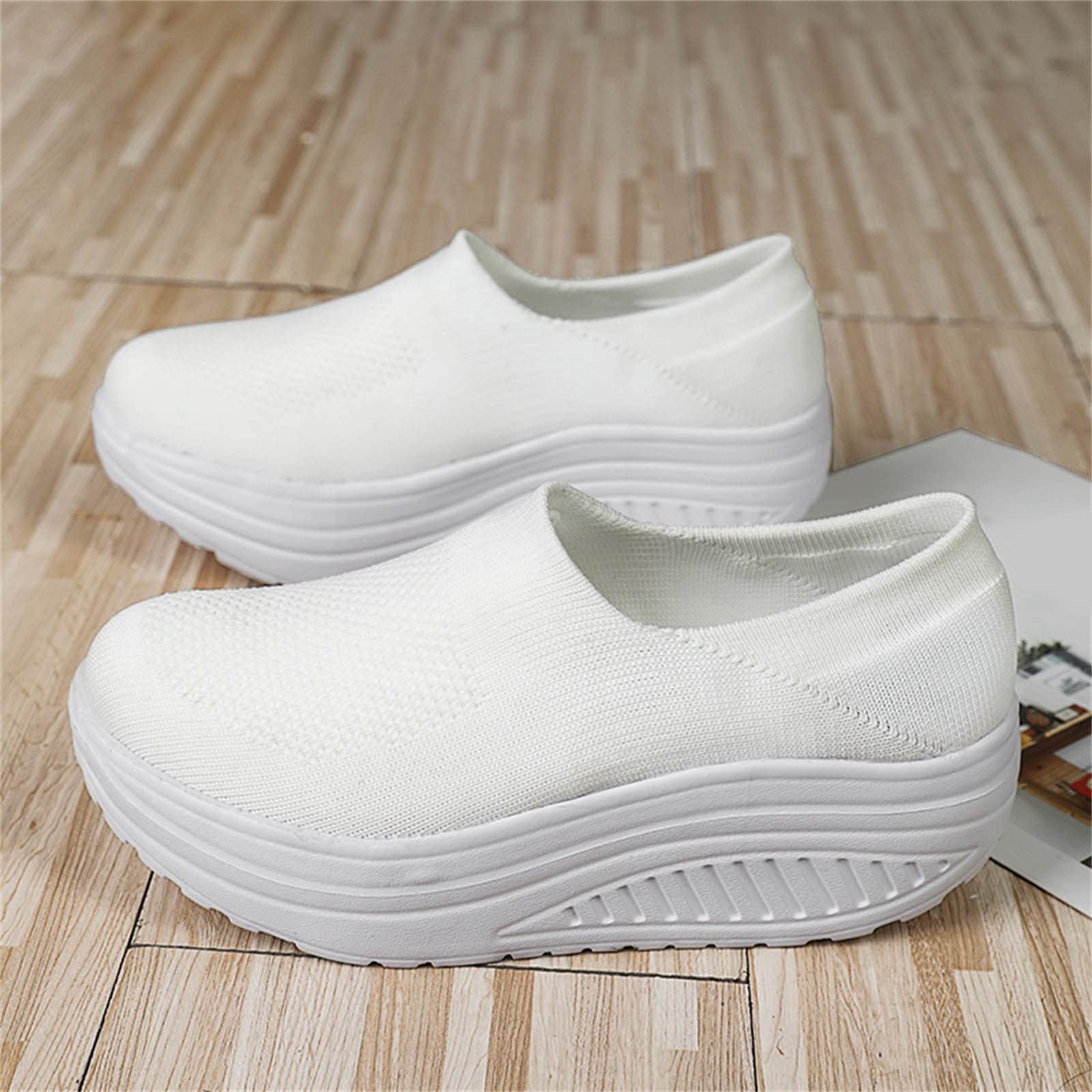 Women's White Gold Hiking Shoes - Retro Cushioned Trekking & Walking Shoes for Summer | Comfortable Leisure Sandals for Outdoor Adventures & Casual Wear