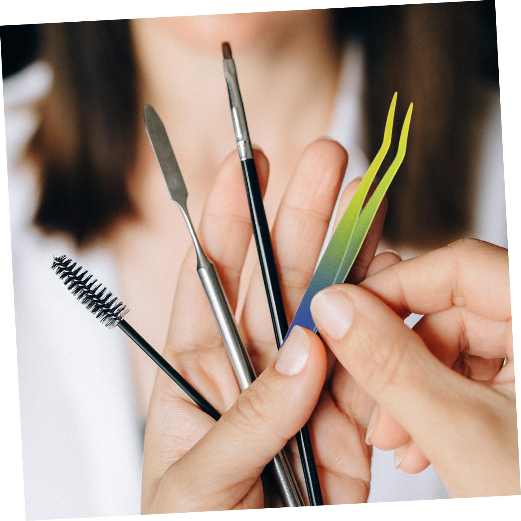Professional Stainless Steel Eyelash Extension Tweezers - False Eyelash Applicator, Eyebrow Tweezers & Makeup Tools for Precise Application | Perfect for Salon, Home Use & Professional Makeup Artists