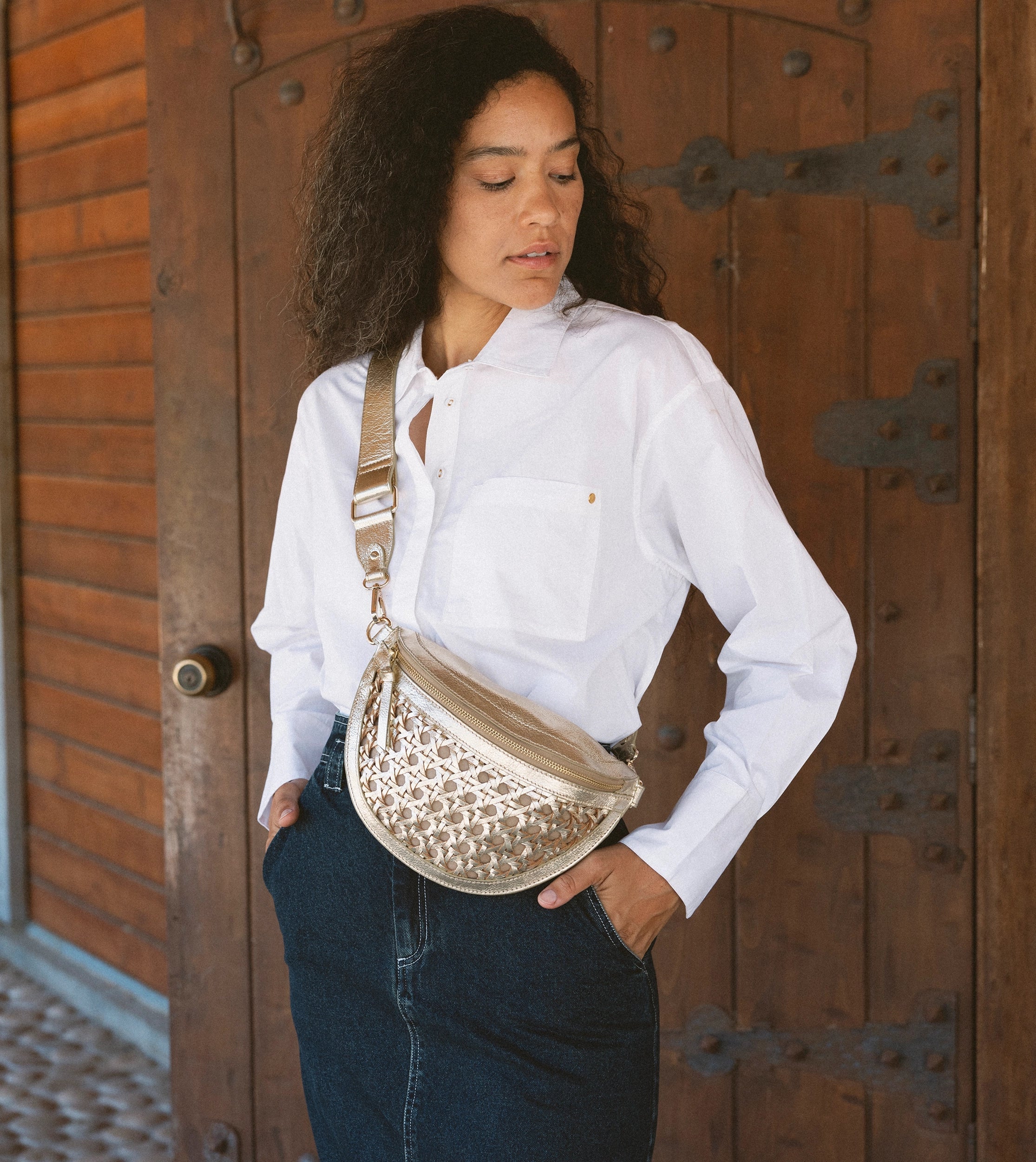 Doris Weave Crossbody Bag for Women - Elegant Gold Clutch Purse with Adjustable Strap, Perfect for Parties, Date Nights & Evening Events