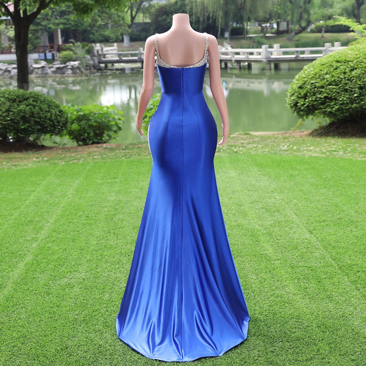 Royal Blue Mermaid Prom Dress with Spaghetti Straps & Beaded Satin - Sexy Split Skirt Evening Gown for Homecoming, Pageant & Formal Parties