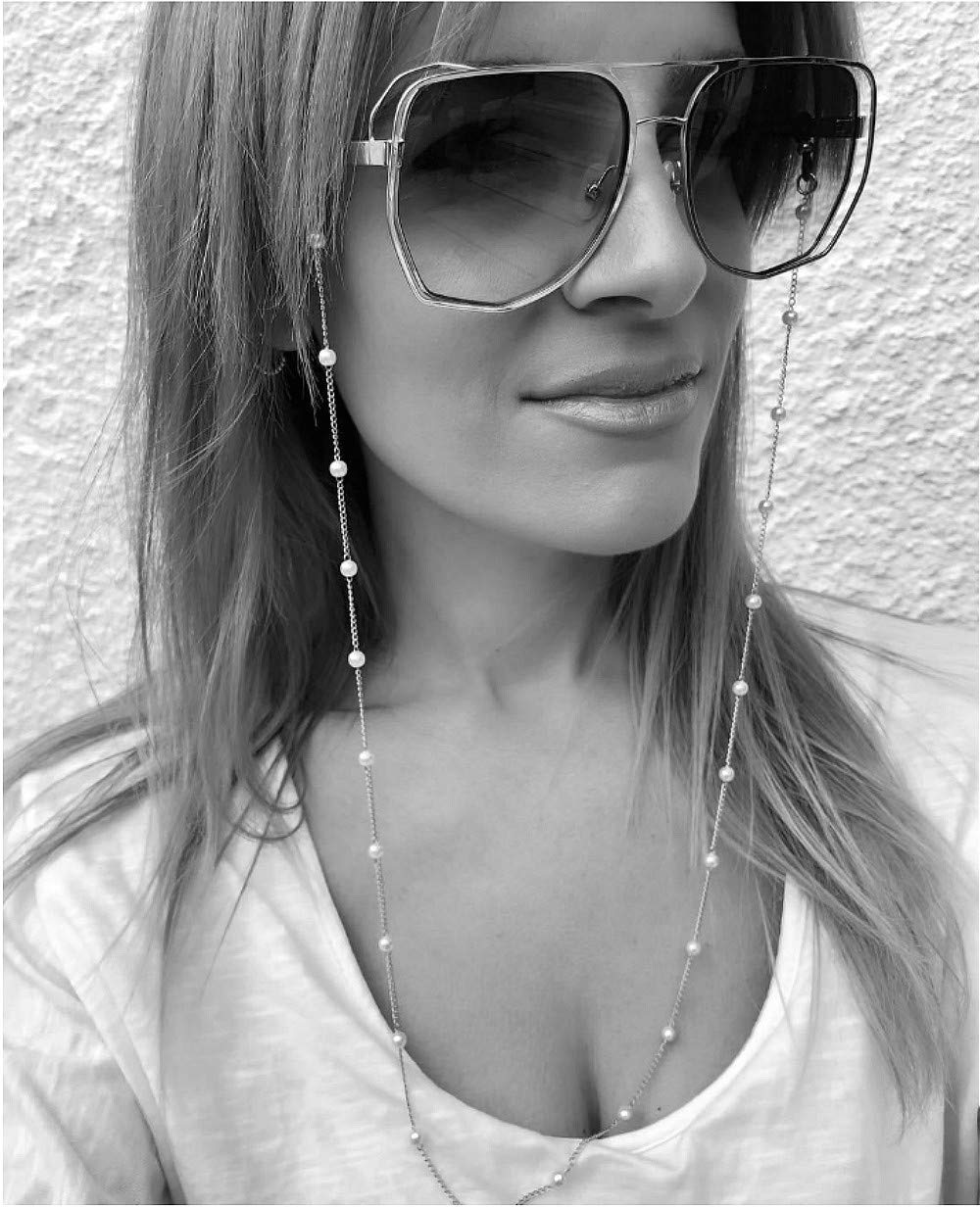 Stylish Sither Pearl Sunglasses Chain & Reading Glasses Necklace Strap for Women - Perfect for Reading, Fashion Accessories, and Eyewear Security