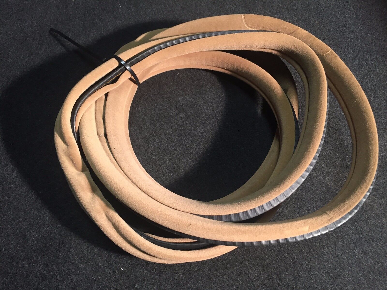 2002 2003 2004 2005 BMW 745i E65 Front Right Passenger Door Weatherstrip Seal OEM Replacement - Perfect for Door Leak Prevention & Noise Reduction