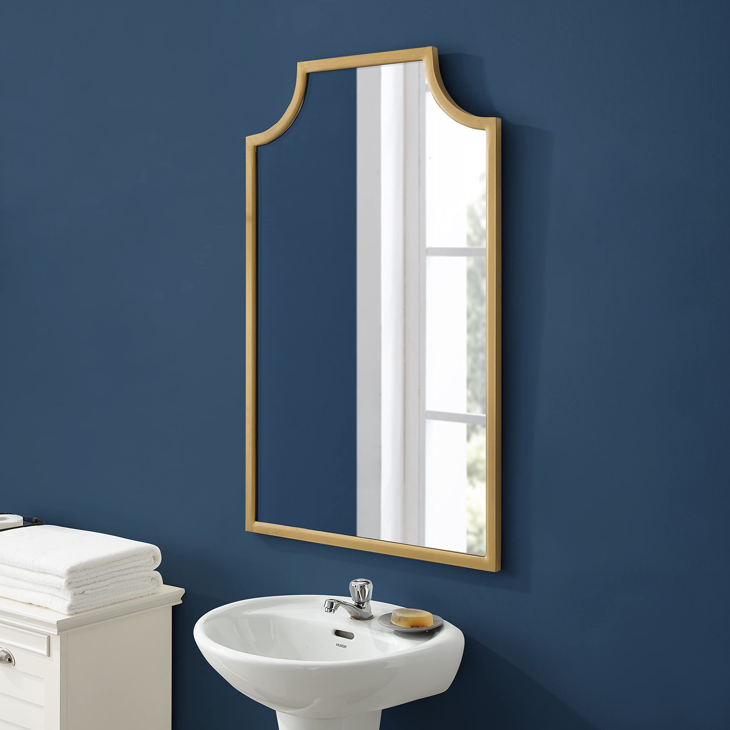 Crosley Furniture Aimee Gold Mirror - Elegant Wall Mirror for Bathroom, Hallway, Entryway & Bedroom Decor - Perfect for Home, Office & Hotel Decorating