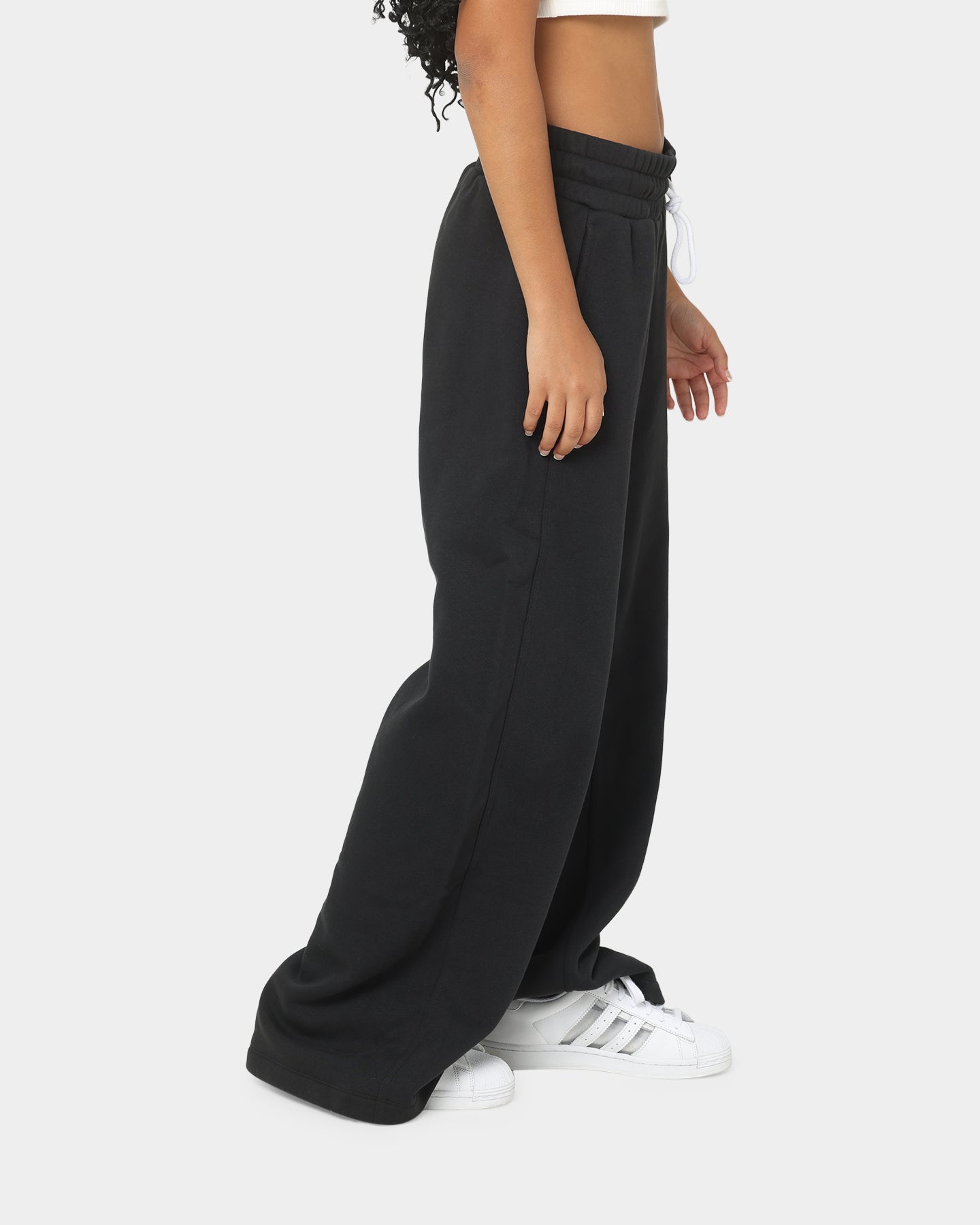 Adidas Women's Studio Lounge Fleece Jogger Pants - Soft Comfortable Athletic Sweatpants for Yoga, Running & Casual Wear (Black)