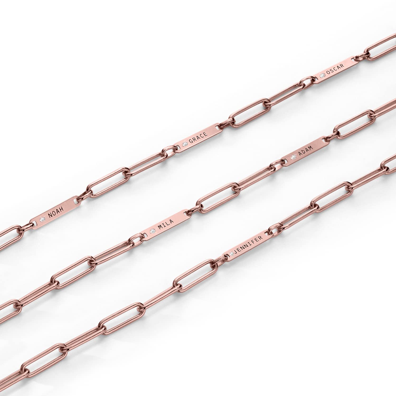 OAK & LUNA Personalized Ivy Name Paperclip Chain Bracelet - Custom Engraved Jewelry Gift for Women, Mom, Wife - Mother's Day, Christmas, Birthday Present - Perfect for Everyday Wear, Date Nights & Special Occasions
