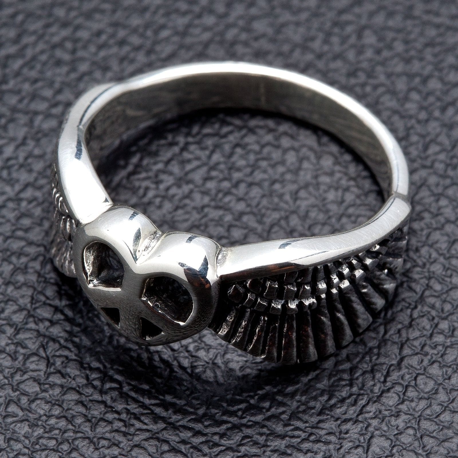 Peace Wings 925 Sterling Silver Ring for Women - Elegant Wing Design Jewelry Gift for Birthday, Anniversary & Special Occasions