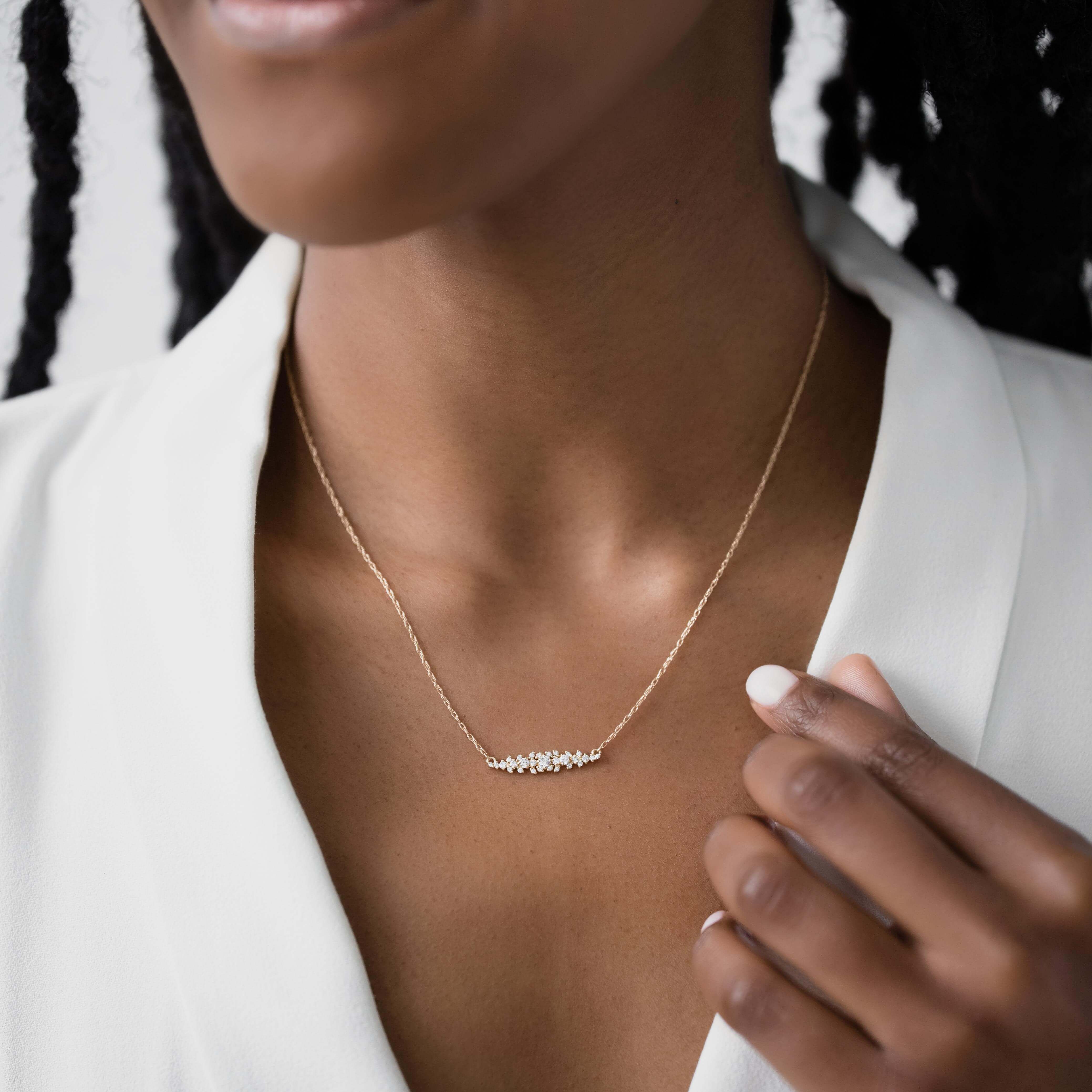 Edison Necklace - Vintage Style Light Bulb Pendant Necklace for Women, Perfect for Parties, Gifts & Everyday Wear