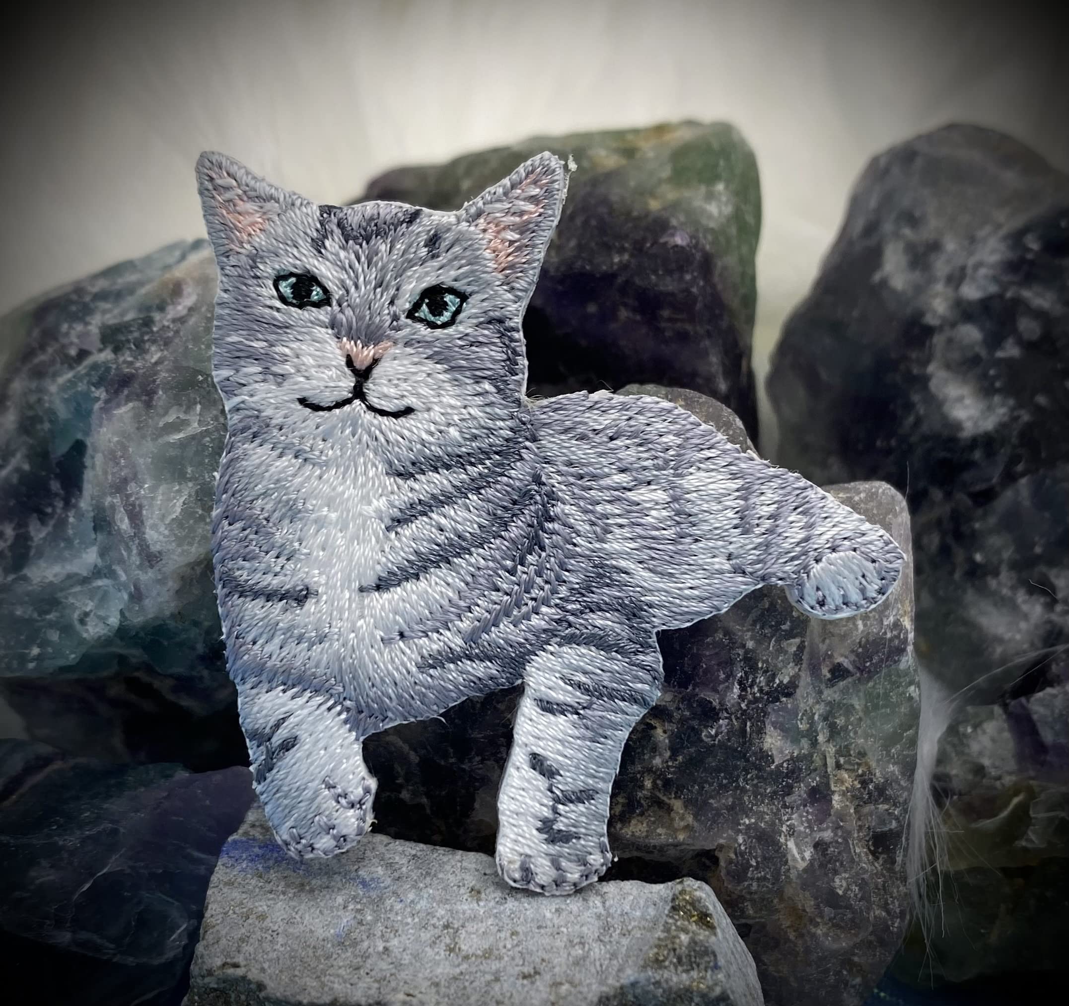 Gray Tabby Cat Iron On Patch - Embroidered Kitten Pet Applique for DIY Clothing, Hats, Bags & Costumes - Perfect for Pet Lovers & Animal Enthusiasts