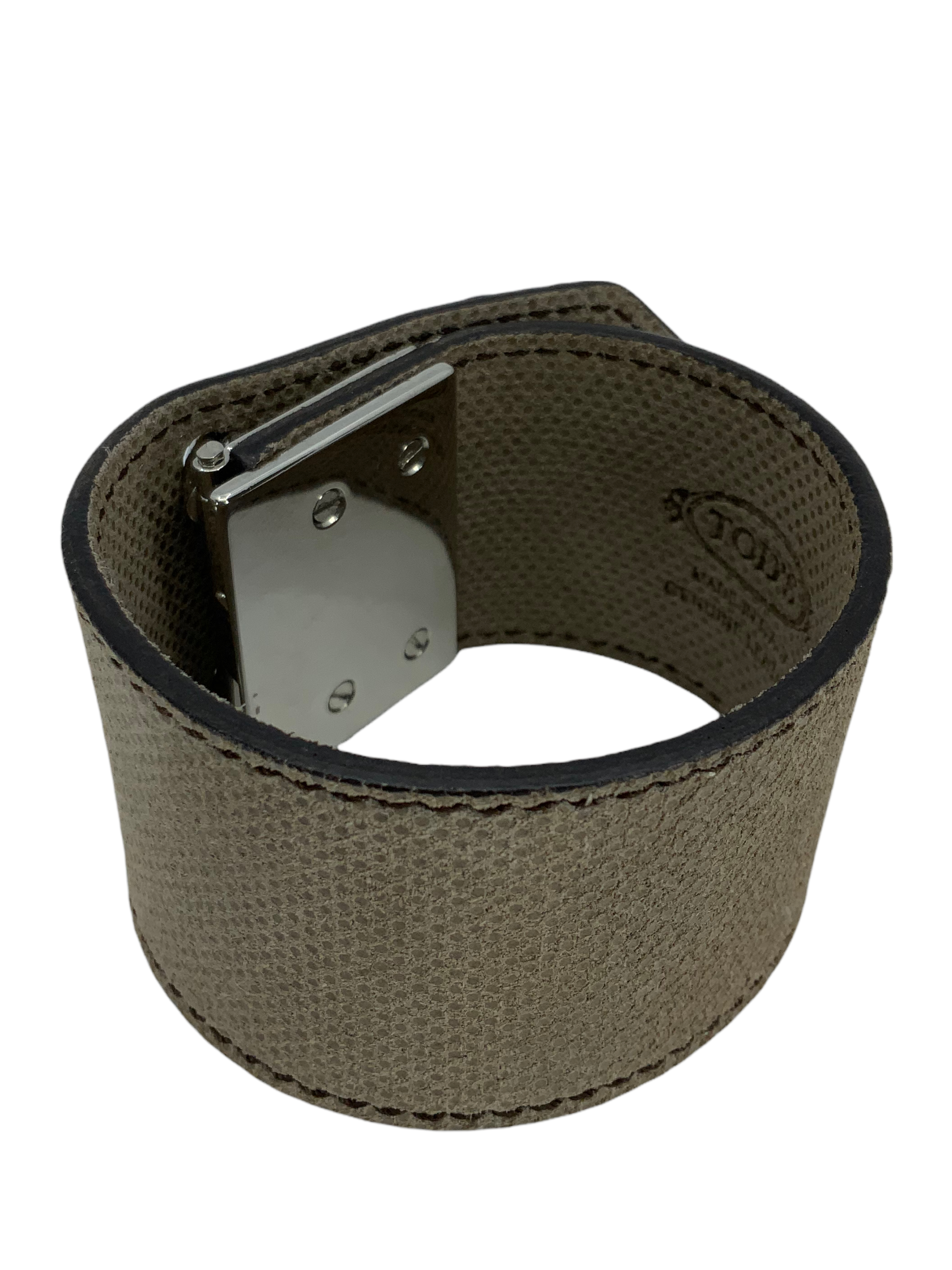 Tod's Genuine Leather Double Hook Cuff Bracelet for Women - Elegant Adjustable Wristband for Casual & Formal Occasions