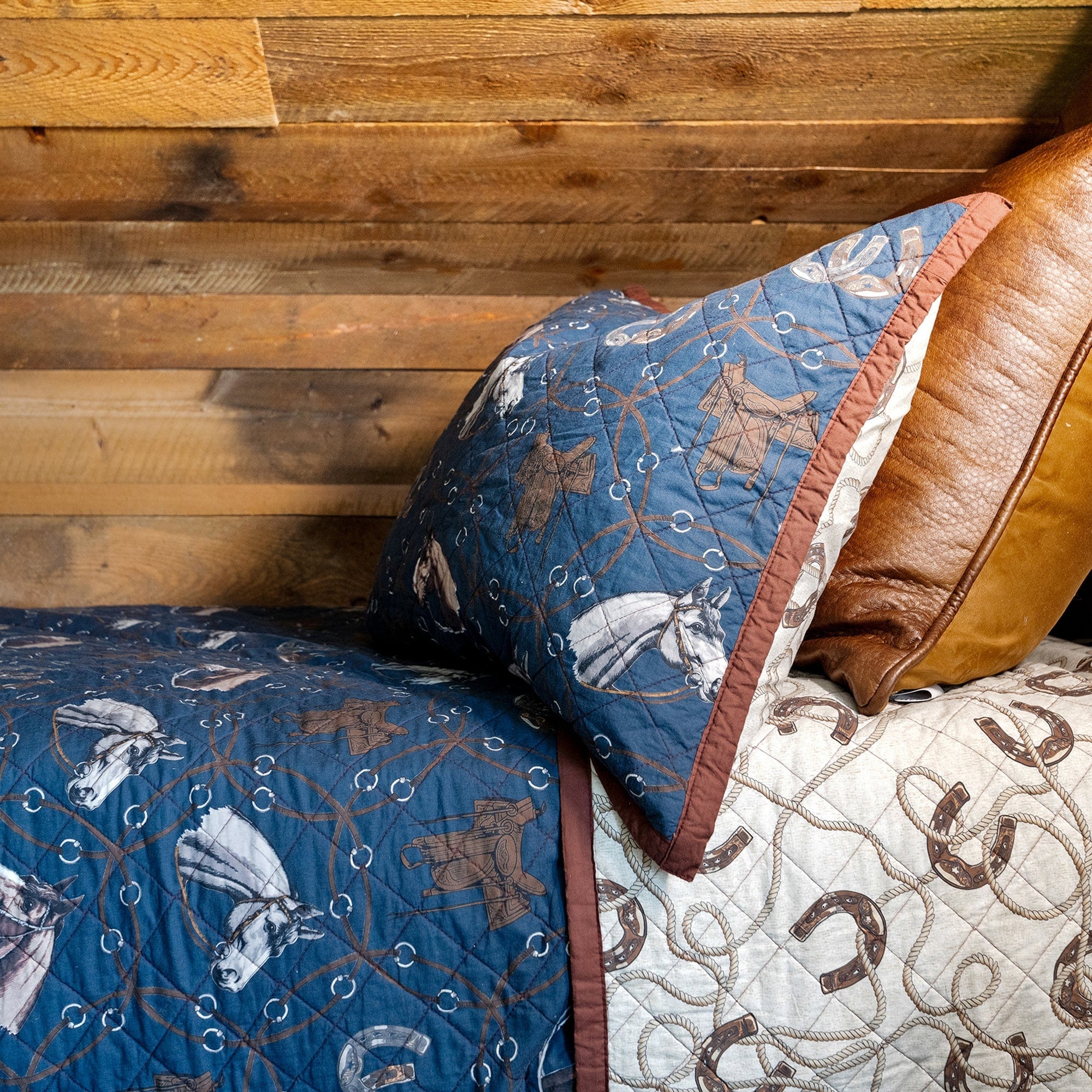 Saratoga Reversible Quilt Set - Soft & Comfortable Bedding for All Seasons - Perfect for Master Bedroom, Guest Room, and Dorm Decor