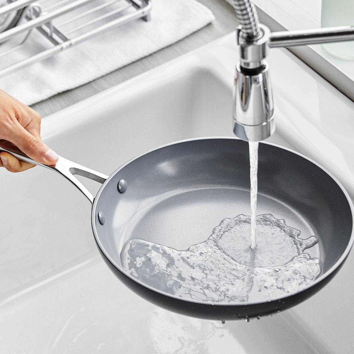 Valencia Pro Ceramic Nonstick 8-Inch & 10-Inch Frying Pan Set - PFOA-Free Cookware for Healthy Cooking, Perfect for Sautéing, Frying & Everyday Meals