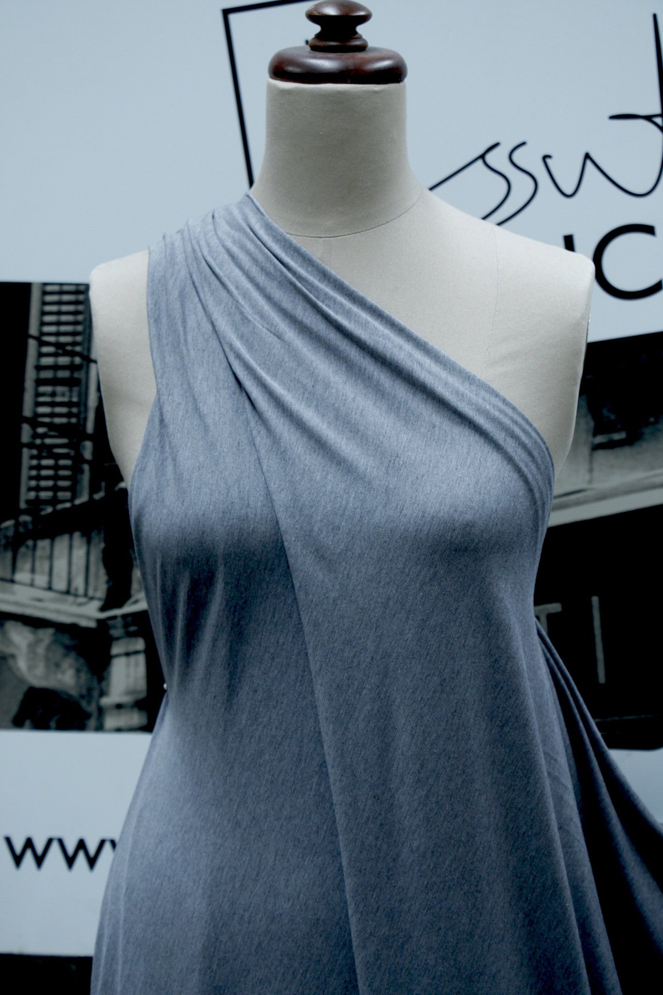 Cashmere Grey Scarf for Women - Soft & Warm Winter Accessory - Perfect for Cold Weather, Office & Outdoor Activities