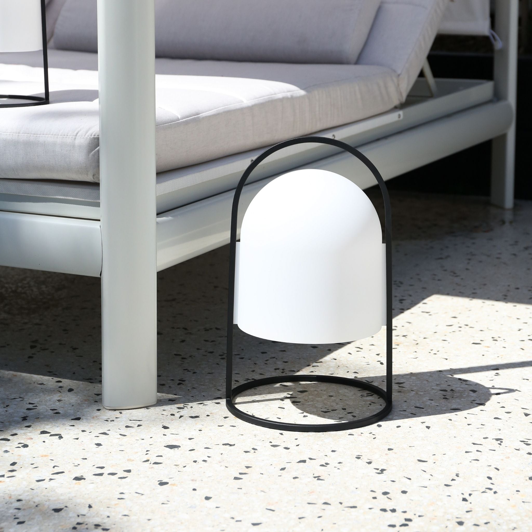 EVA SOLO Solar Powered Outdoor Lantern - 17 Inches Height, Weatherproof Garden Light for Patio, Yard, and Pathway Decor