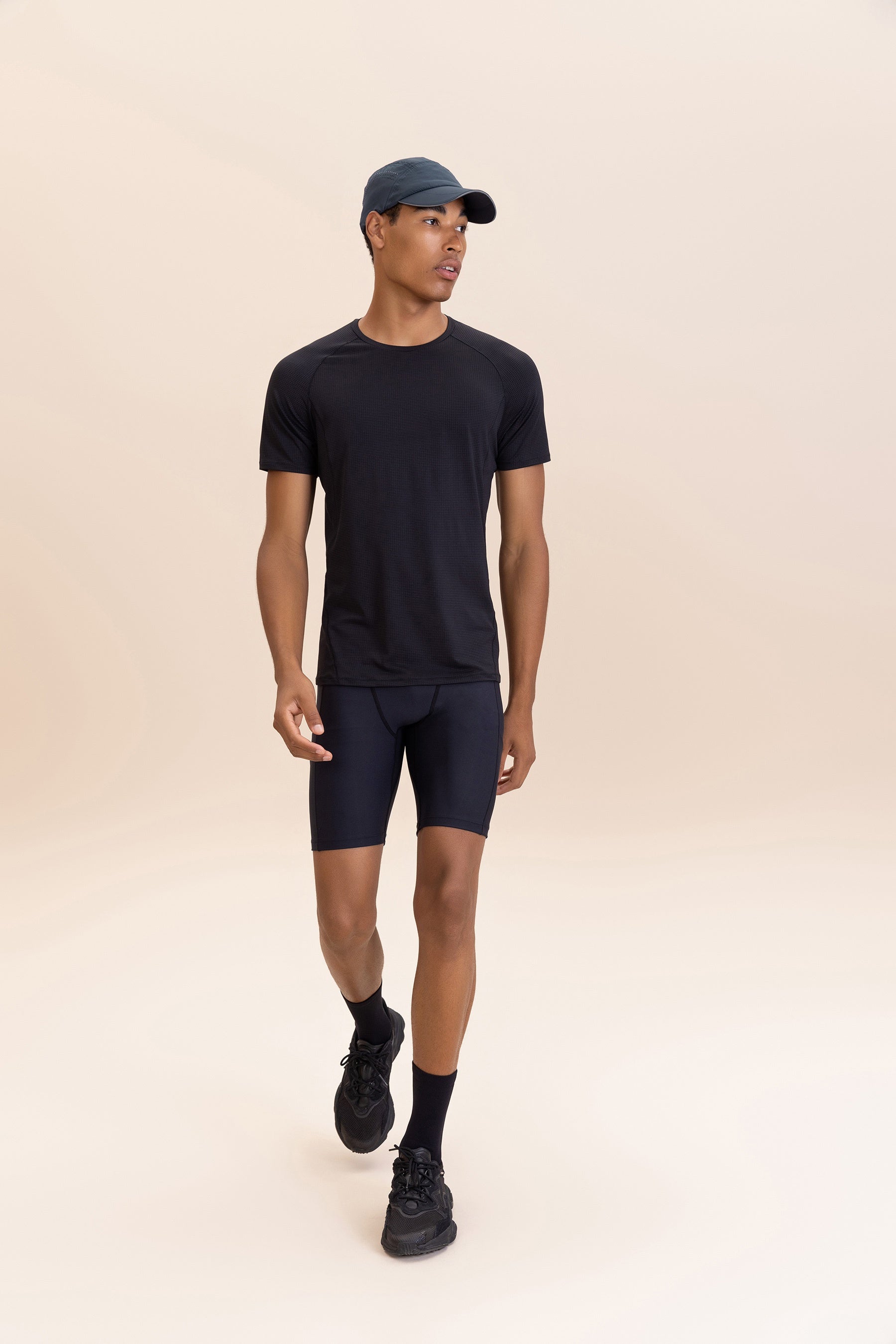 Fit Curve Air Move® Performance T-Shirt - Moisture Wicking & Breathable for Workouts & Active Lifestyle
