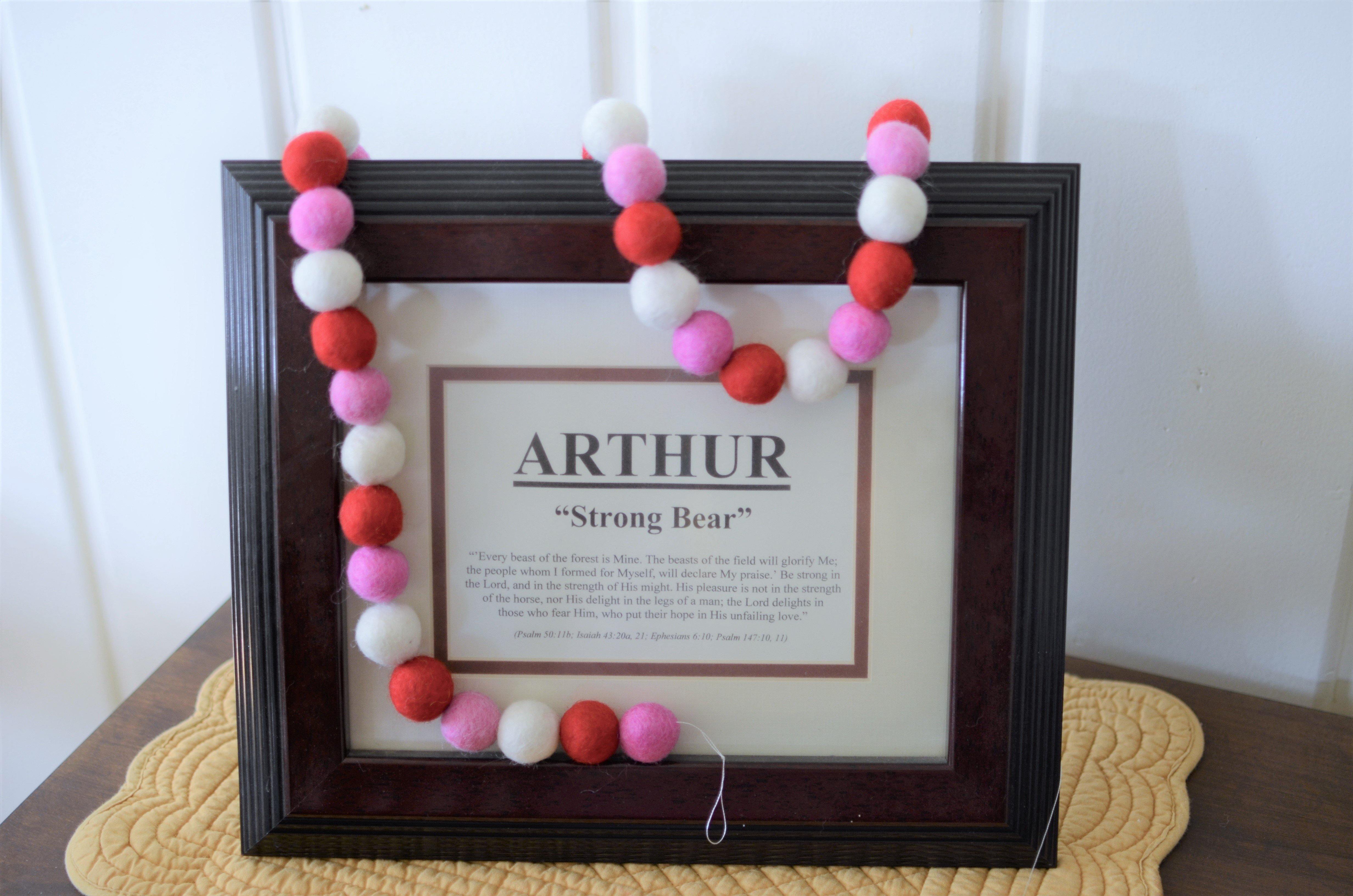 Valentine's Day Garland Decor - Romantic Heart String Banner for Home, Wedding, Party & Photo Backdrop