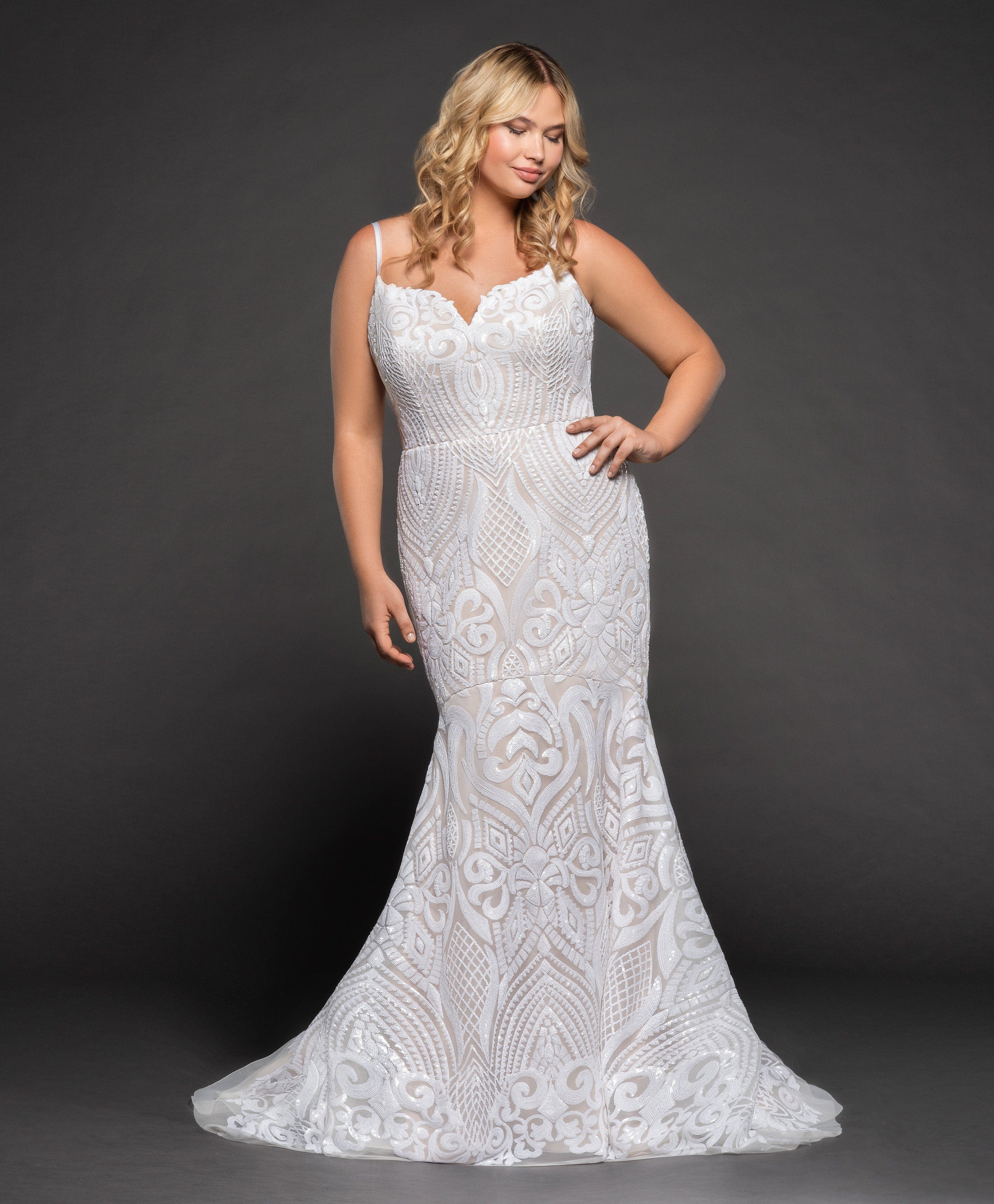 Hayley Paige West Blush Wedding Dress - Size 24 | Elegant Bridal Gown for Church Ceremony & Reception
