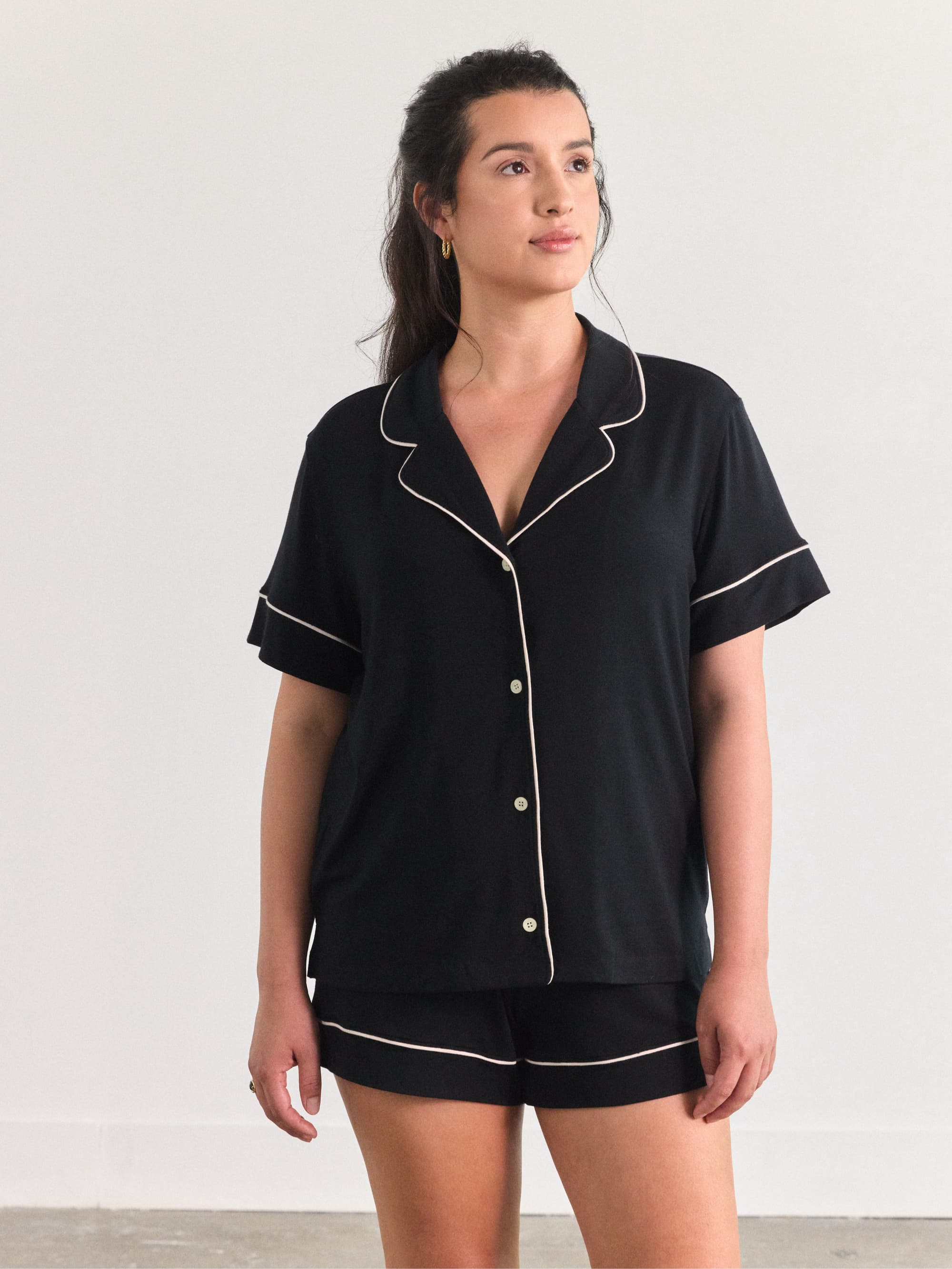 Soft Modal Short Sleeve Pajama Set for Women - Breathable Sleepwear with Comfortable Elastic Waist - Perfect for Nighttime Relaxation & Lounging at Home