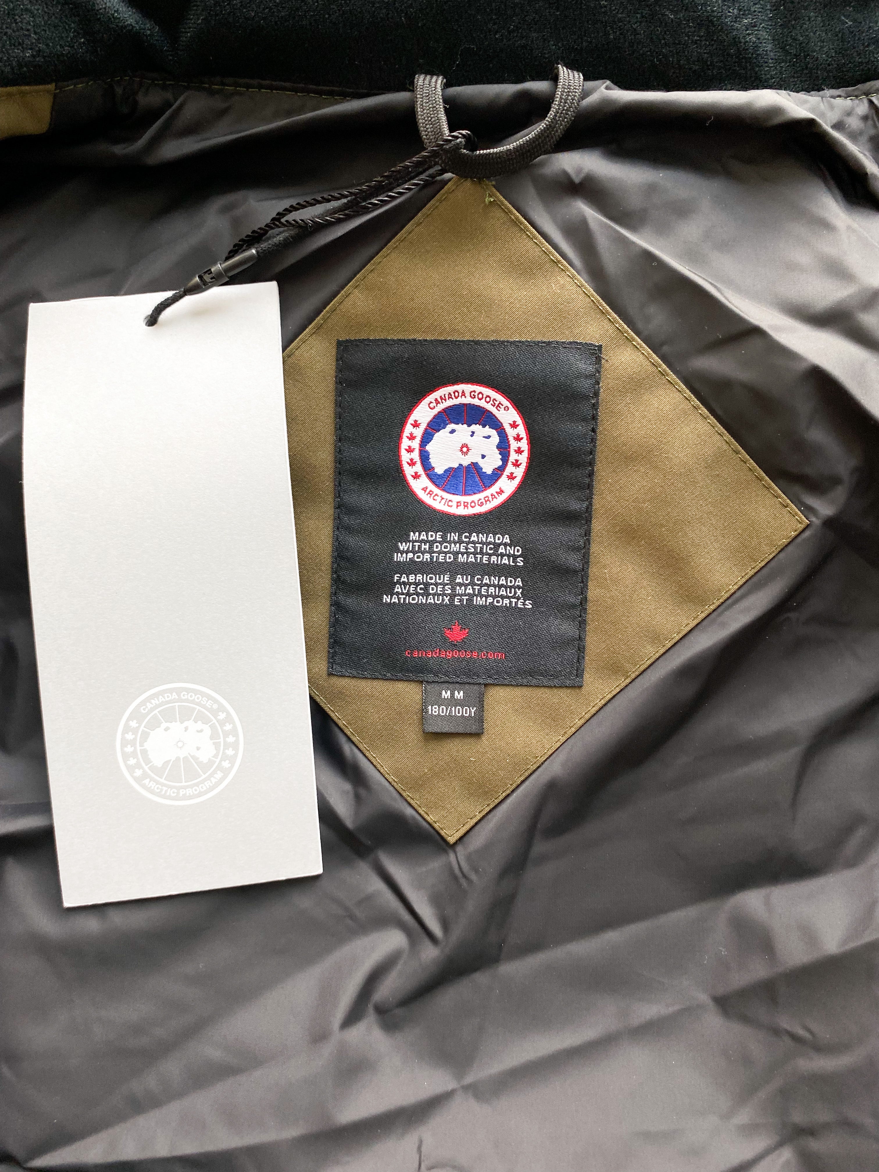 Canada Goose Military Green Freestyle Vest for Men - Lightweight Down Insulated Puffer Jacket for Outdoor Activities, Hiking & Winter Sports