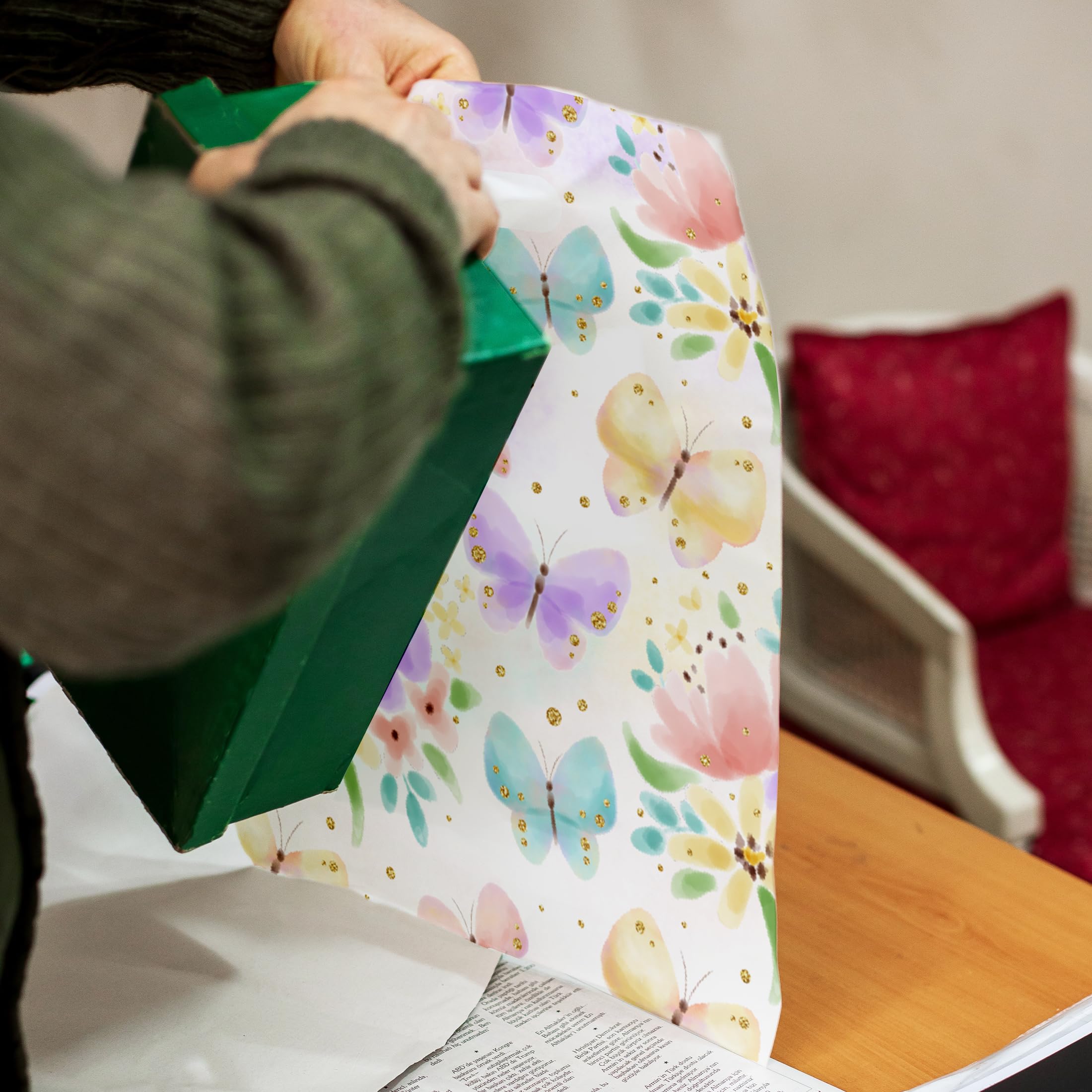 9x12 Inch 100-Pack Floral Butterfly Printed Boutique Shopping Bags with Die-Cut Handles - Premium Retail Merchandise Bags for Small Business Owners | Perfect for Gift Wrapping, Wedding Favors & Boutique Packaging
