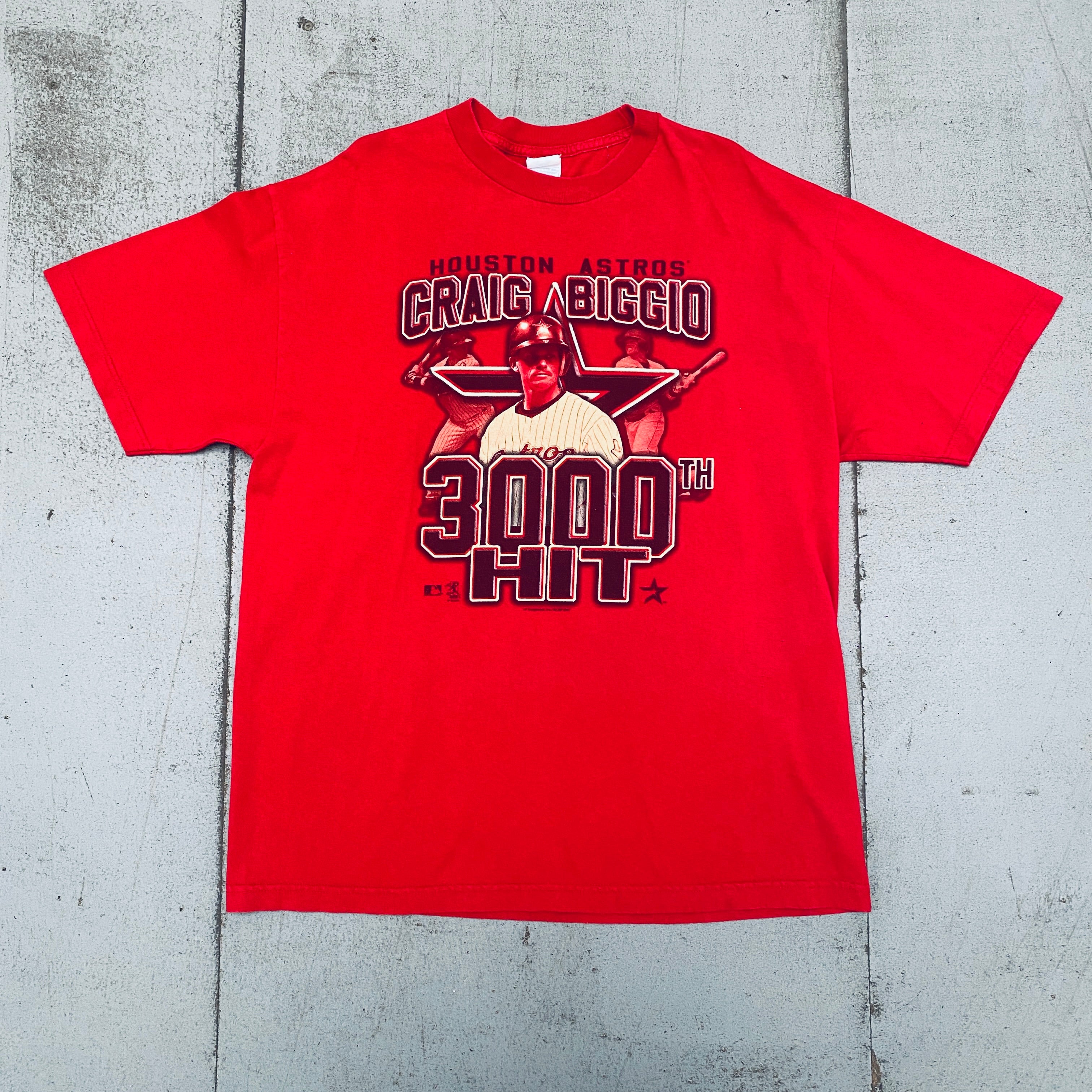 Houston Astros 2007 Craig Biggio 300th Hit Commemorative Graphic T-Shirt - XL | Vintage Baseball Fan Apparel for Games, Collectors & Casual Wear