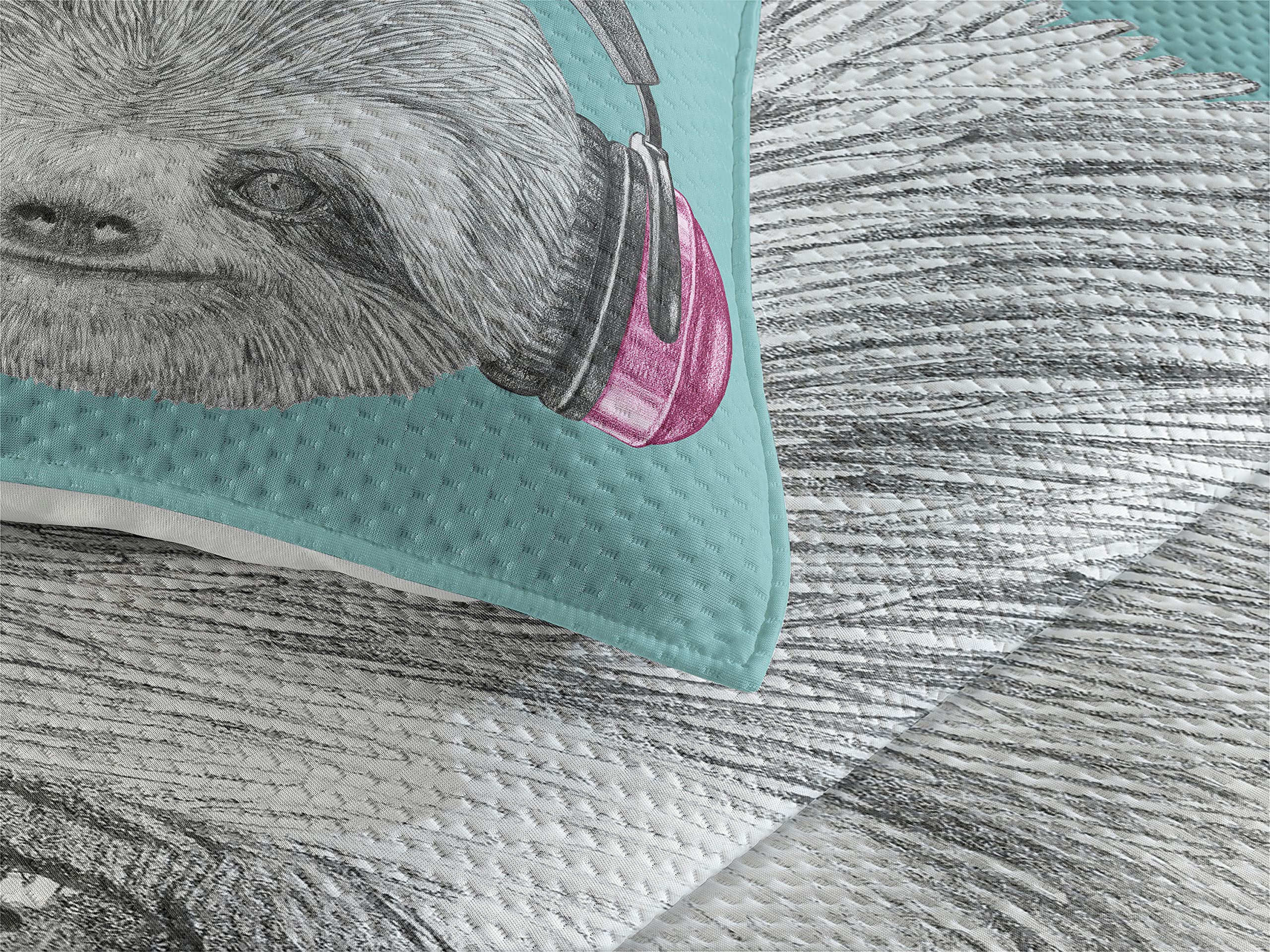 Ambesonne Sloth Bedspread Set - 3 Piece King Size Quilted Coverlet with 2 Pillow Shams, DJ Sloth Portrait with Headphones Funny Modern Design in Teal Grey Fuchsia - Perfect for Teen Bedrooms, Dorm Decor & Unique Gift Ideas
