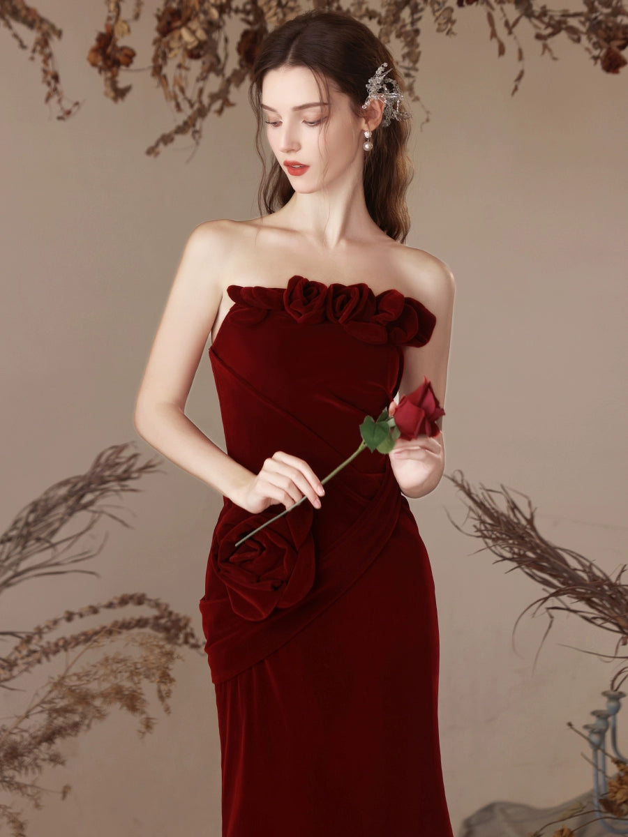 Elegant Mermaid Velvet Burgundy Long Prom Dress for Women - Formal Evening Gown for Homecoming, Ball, Wedding & Special Occasions