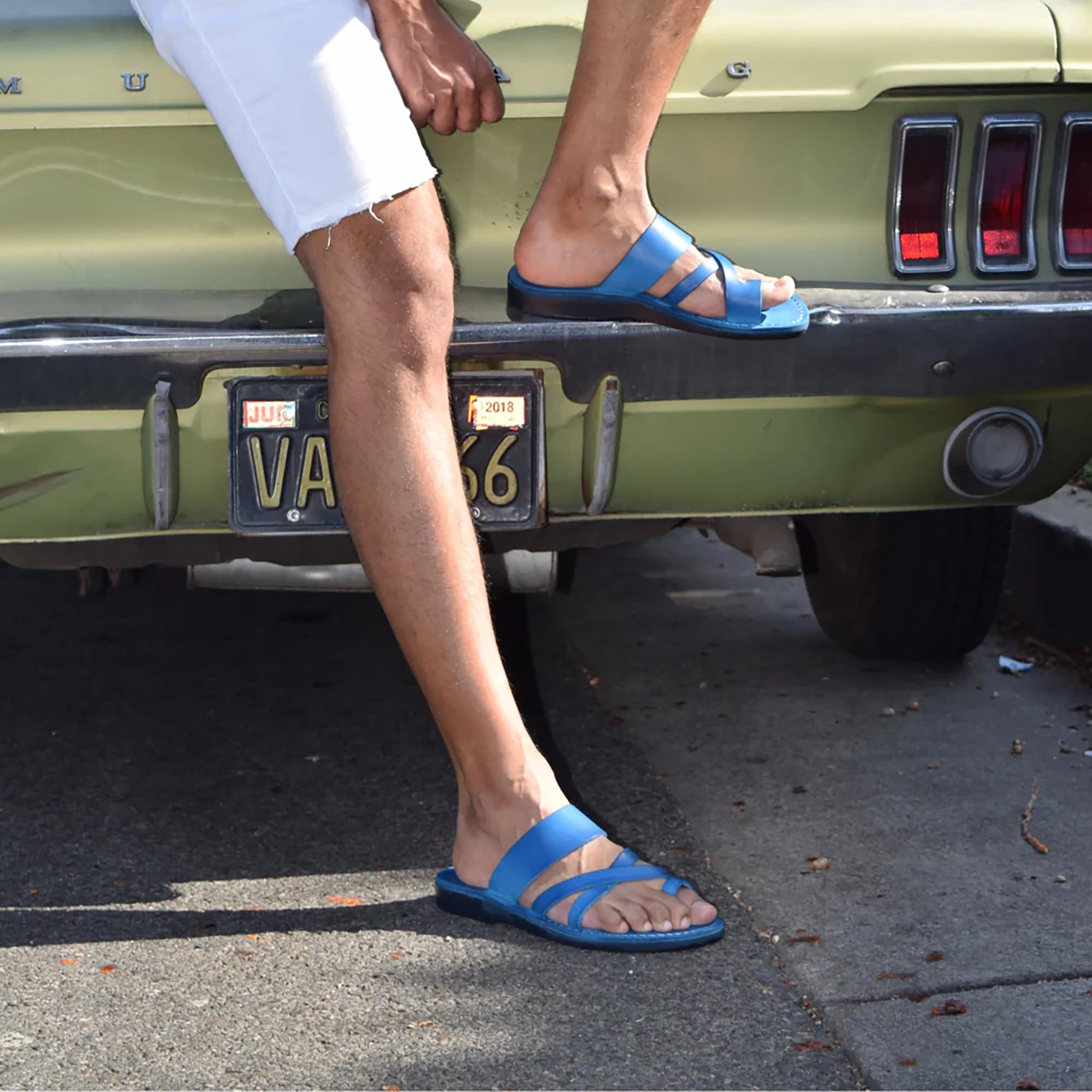The Good Shepherd Men's Leather Toe Loop Slide Sandals - Comfortable & Stylish for Beach, Pool, and Casual Summer Wear