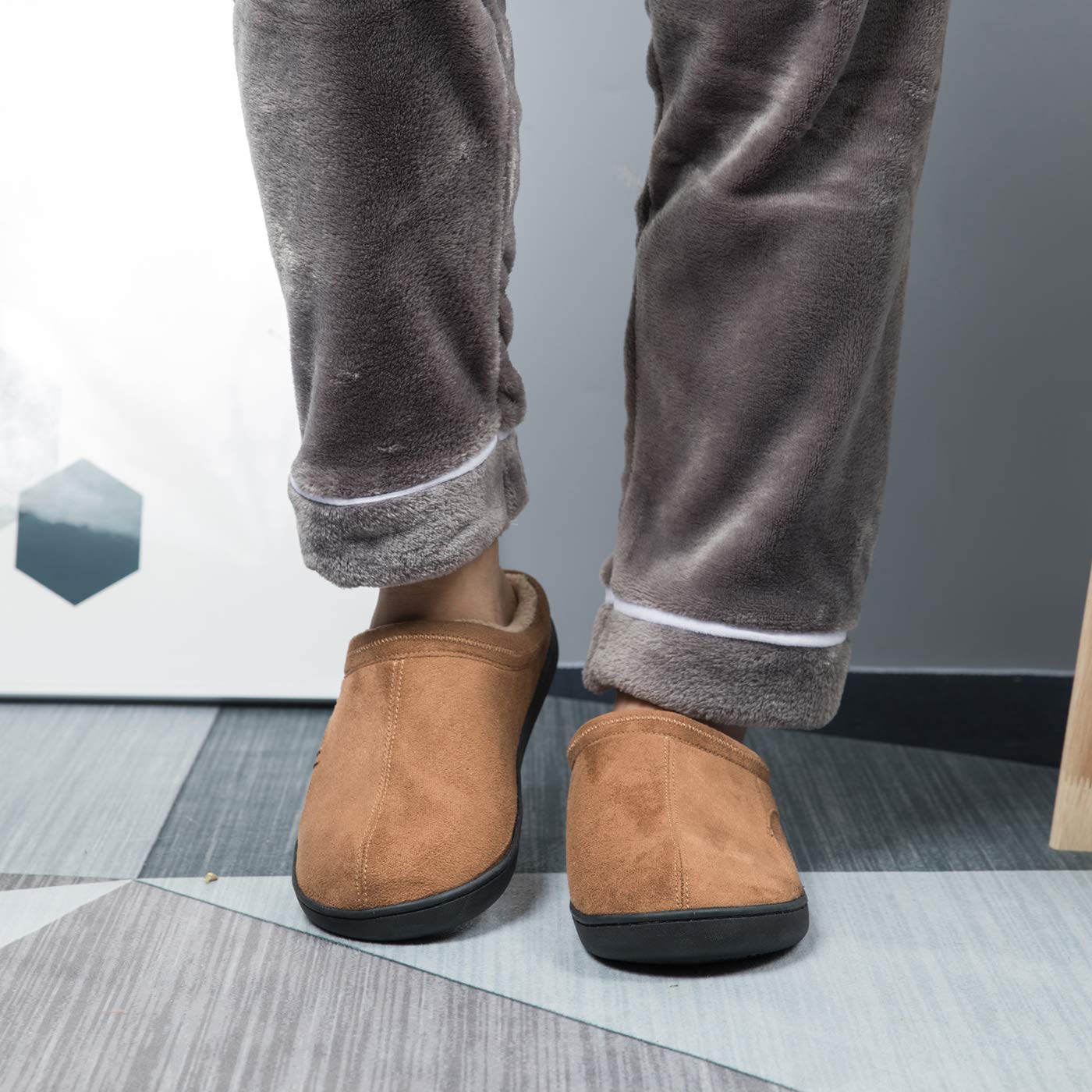 Josaywin Men's Memory Foam Slippers - Soft Plush Fleece Lining Indoor/Outdoor House Shoes for Comfort & Support - Perfect for Home, Lounge, and Backyard Relaxation