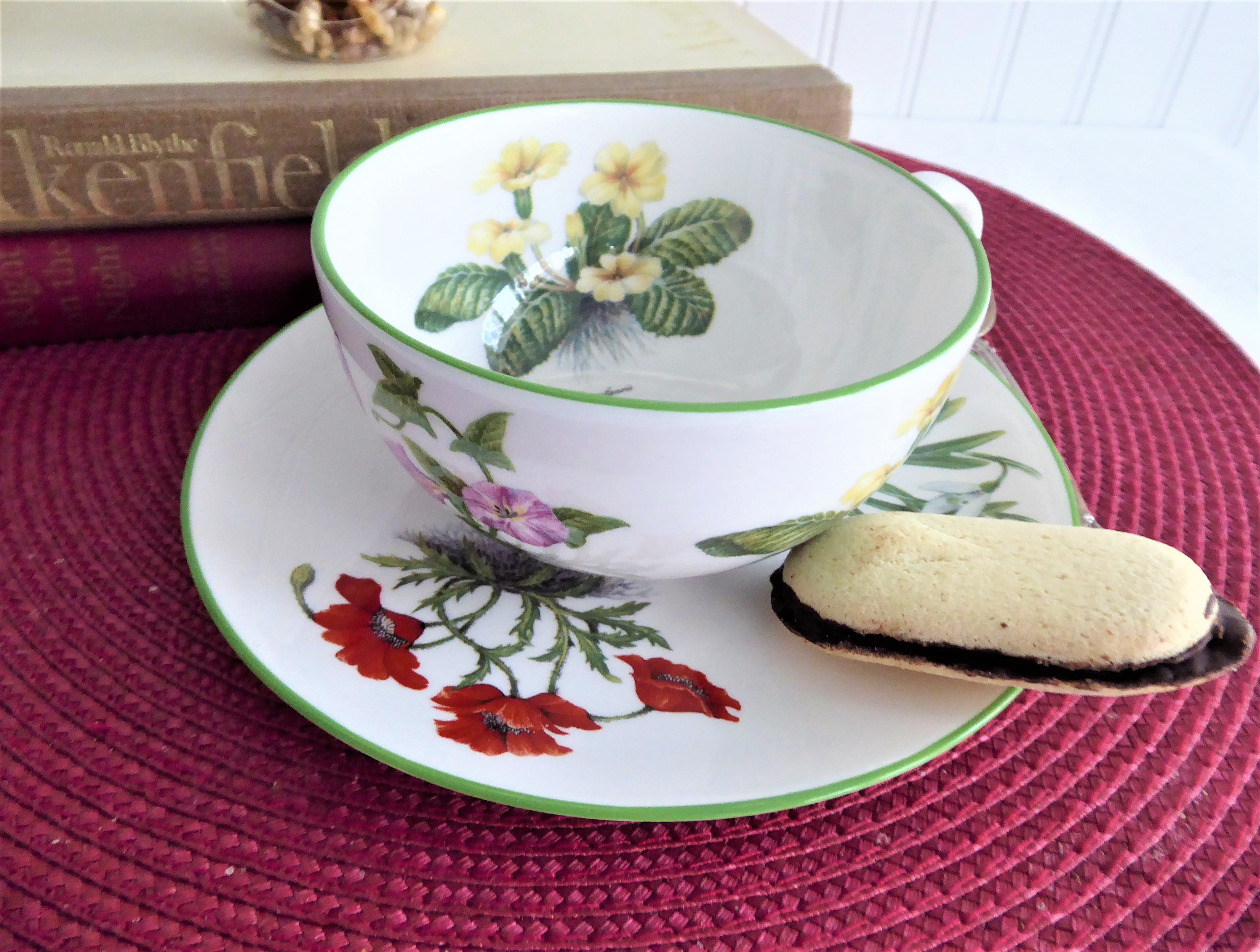 Botanical Floral Tea Cup and Saucer Set - Breakfast Size with Primrose, Poppy & Snowdrops Design - Elegant Crown Trent Porcelain for Tea, Coffee & Breakfast - Perfect for Afternoon Tea, Bridal Showers & Vintage Home Decor