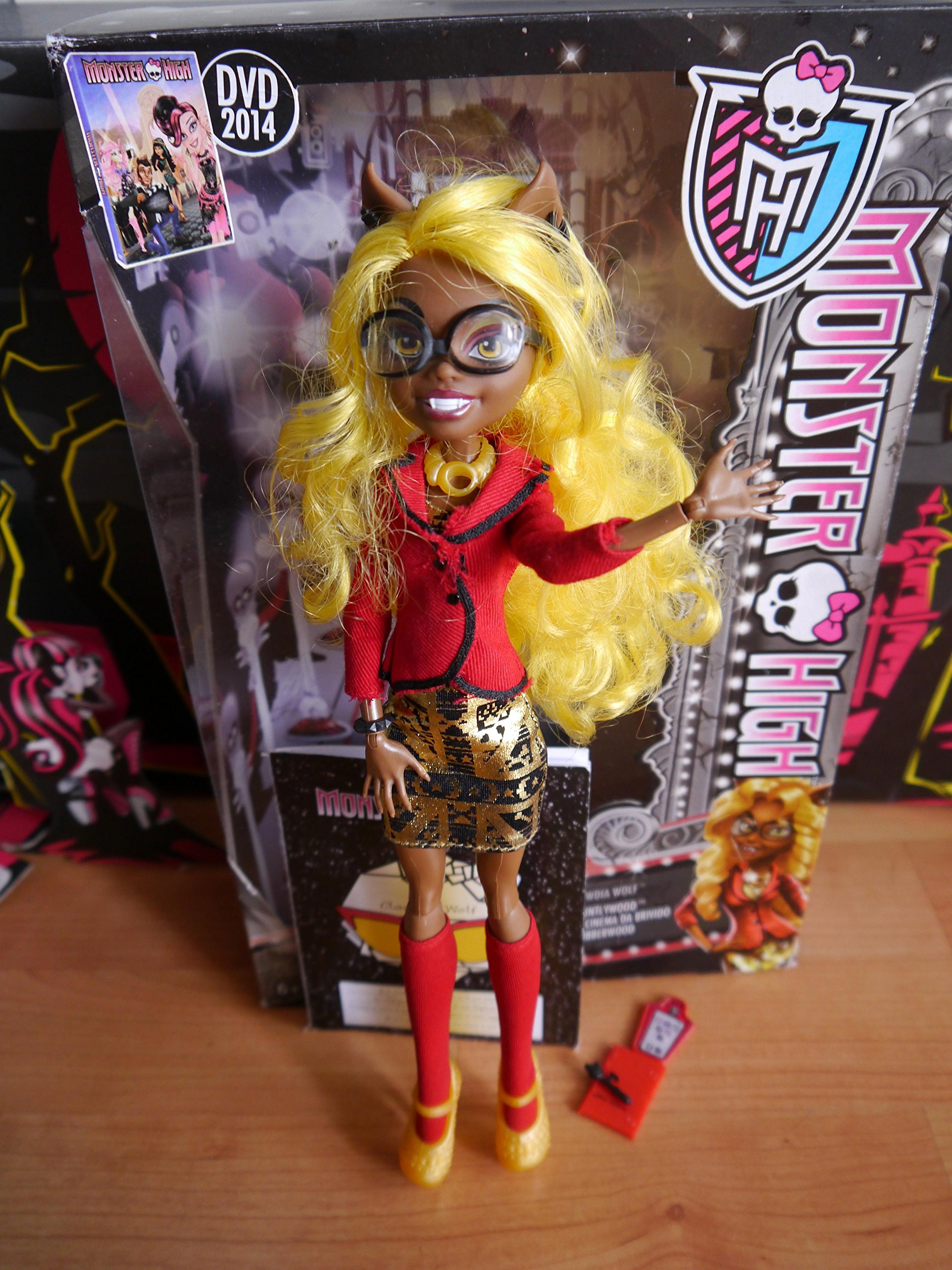 Monster High Frights, Camera, Action! Clawdia Wolf Doll - Collectible Fashion Doll for Kids & Fans | Perfect for Playtime, Display & Monster High Collections