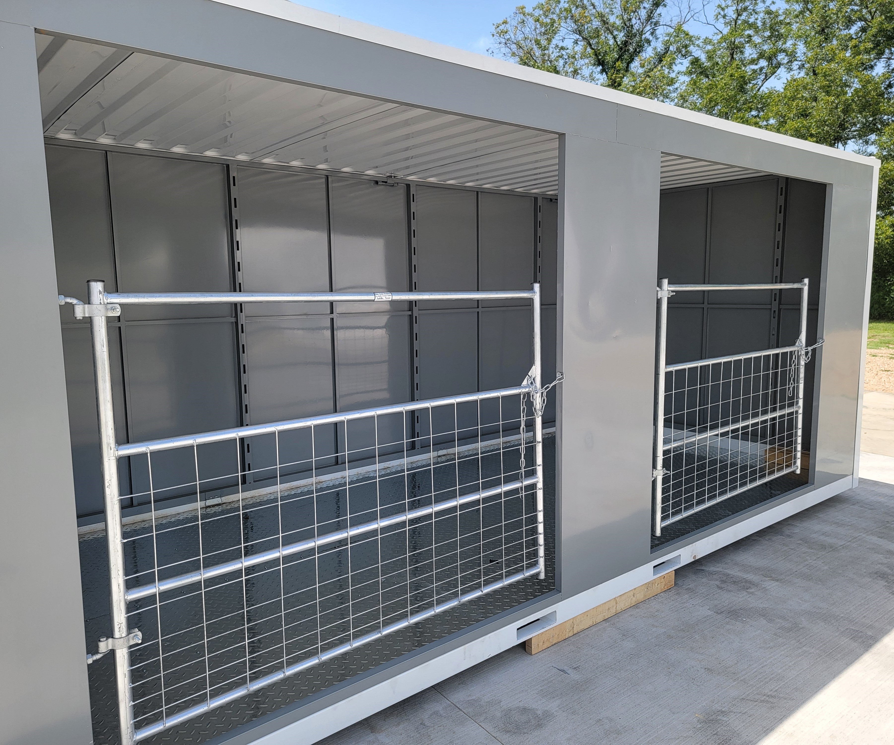 8'x20' Double Livestock Stall - Portable Relocatable Storage Building & Loafing Shed Container for Horses, Cattle, and Farm Animals | Durable Outdoor Shelter for Ranches, Farms, and Agricultural Use