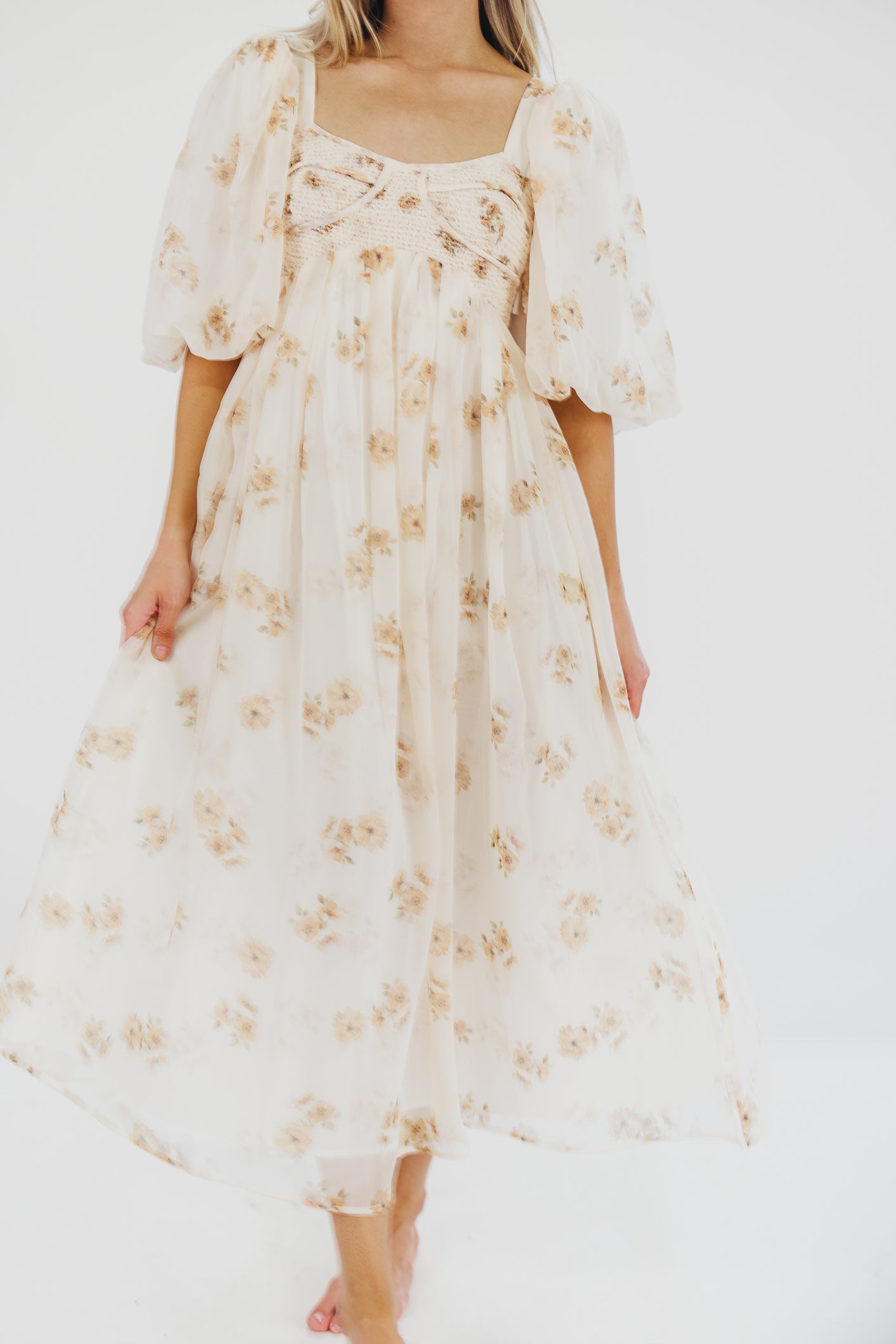 Harlow Maxi Dress in Taupe Floral - Bump Friendly Maternity Dress with Inclusive Sizing (S-3XL) | Perfect for Pregnancy, Beach Vacations & Special Occasions