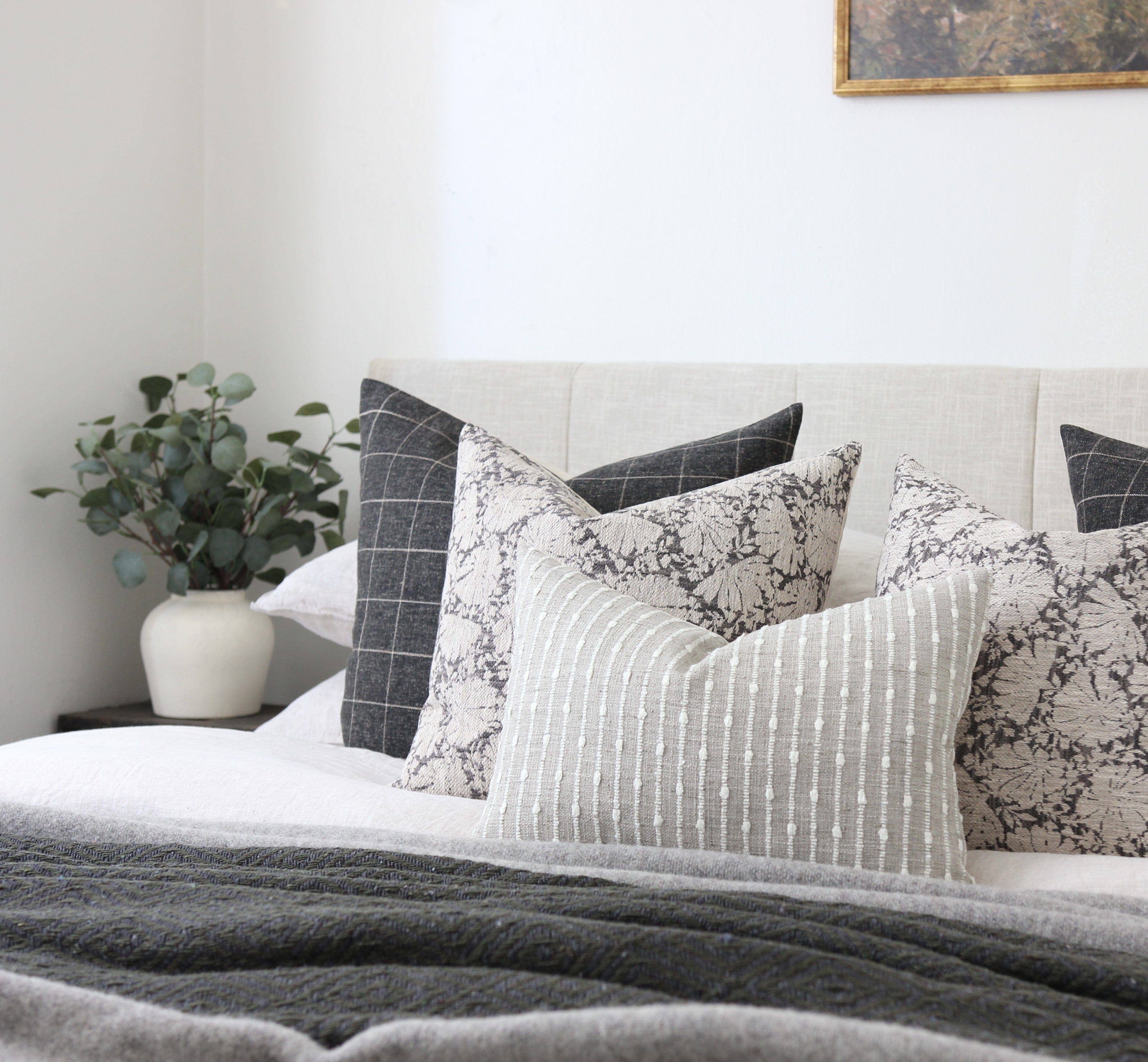 Charlotte Pillow Cover - Soft & Stylish Decorative Pillow Case for Couch, Bed, Sofa - Perfect for Home Decor, Living Room, Bedroom