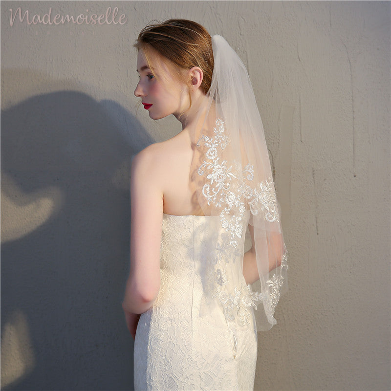 Elegant Daisy Veil for Wedding Brides - Perfect for Boho, Vintage & Garden Ceremonies