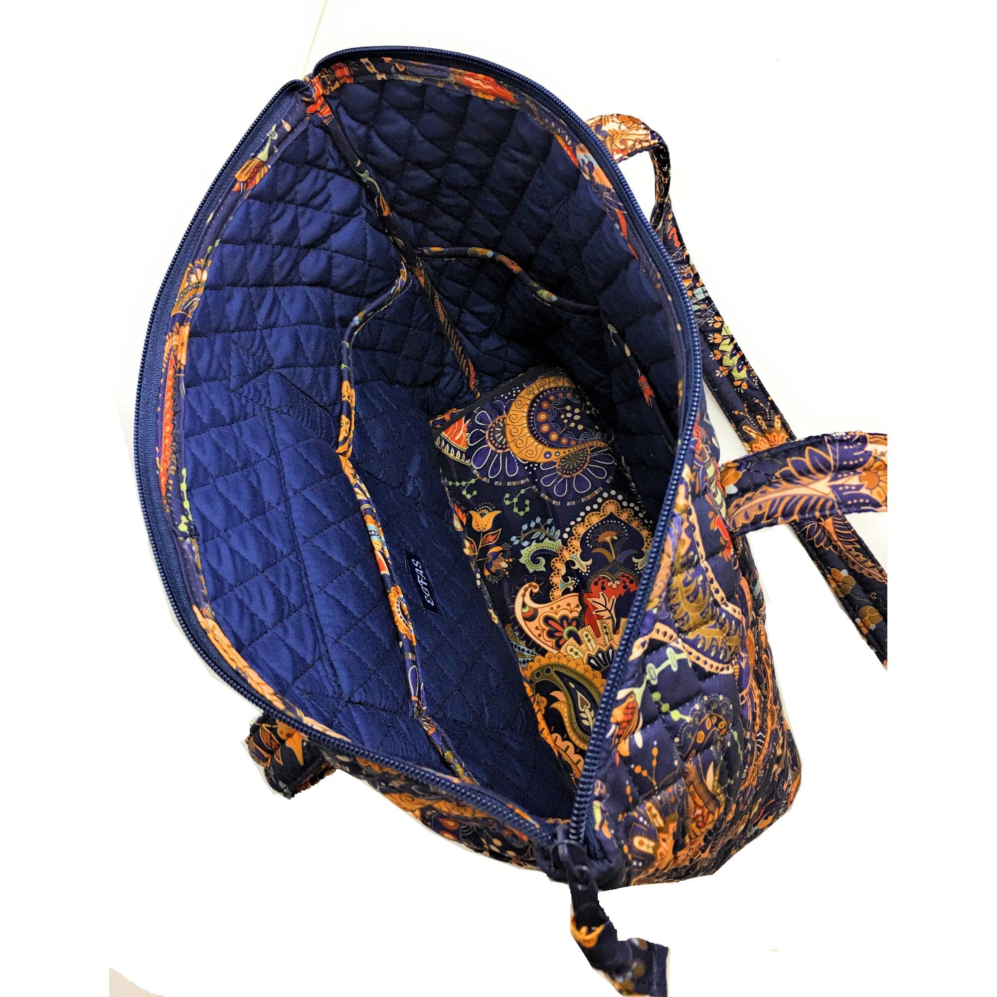 Quilted Handbag for Women - Stylish Shoulder Bag with Multiple Pockets - Perfect for Work, Travel and Everyday Use