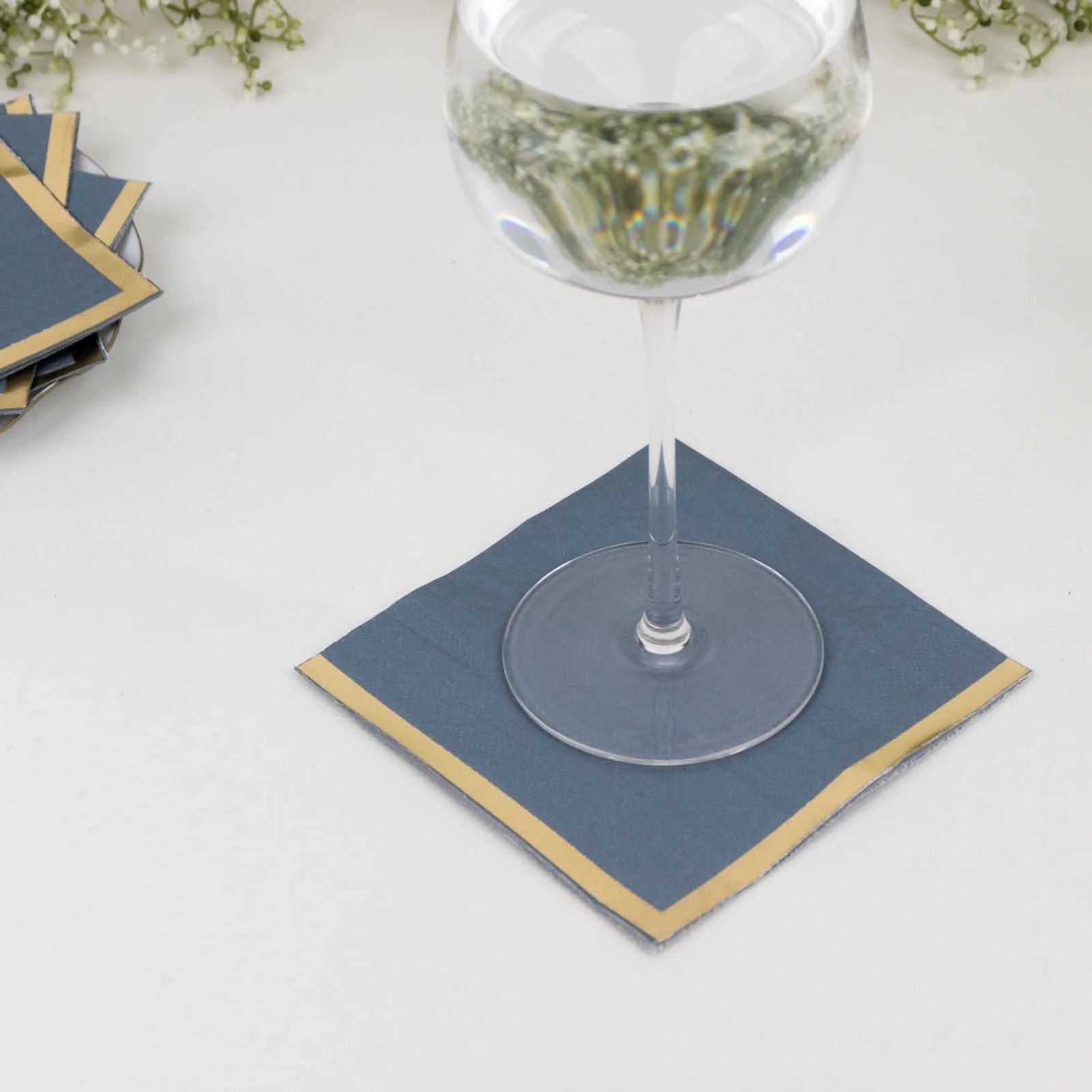 50 Soft 2-Ply Disposable Dinner Cocktail Napkins with Gold Foil Edge - Elegant Party Tableware for Weddings, Events & Home Entertaining