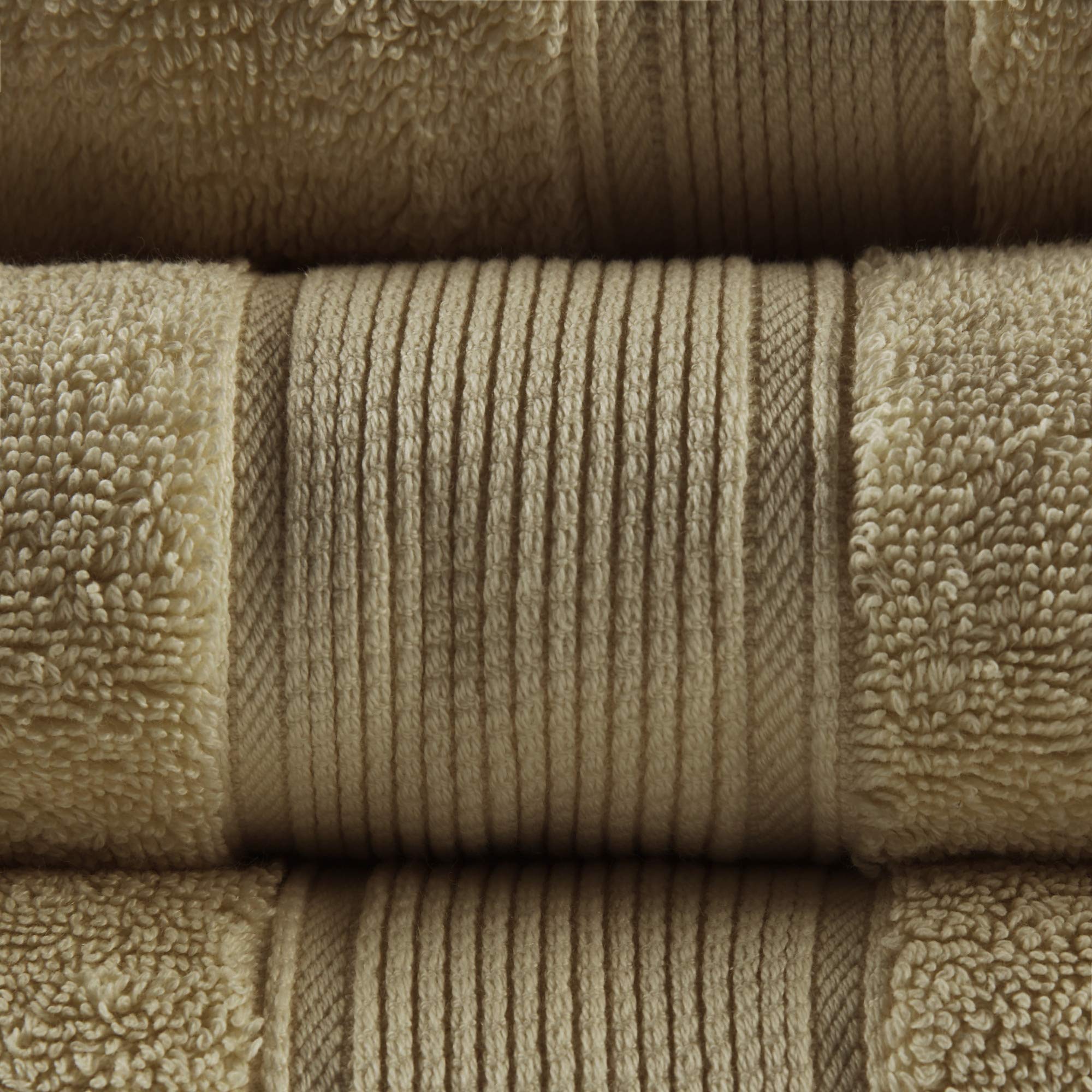 Madison Park Signature 800GSM 100% Cotton Bath Towel Set of 8 - 2 Bath Towels, 2 Hand Towels, 4 Washcloths | Ultra Absorbent, Quick Dry, Spa Quality | Luxury Bathroom Towels for Home, Hotel & Spa Use