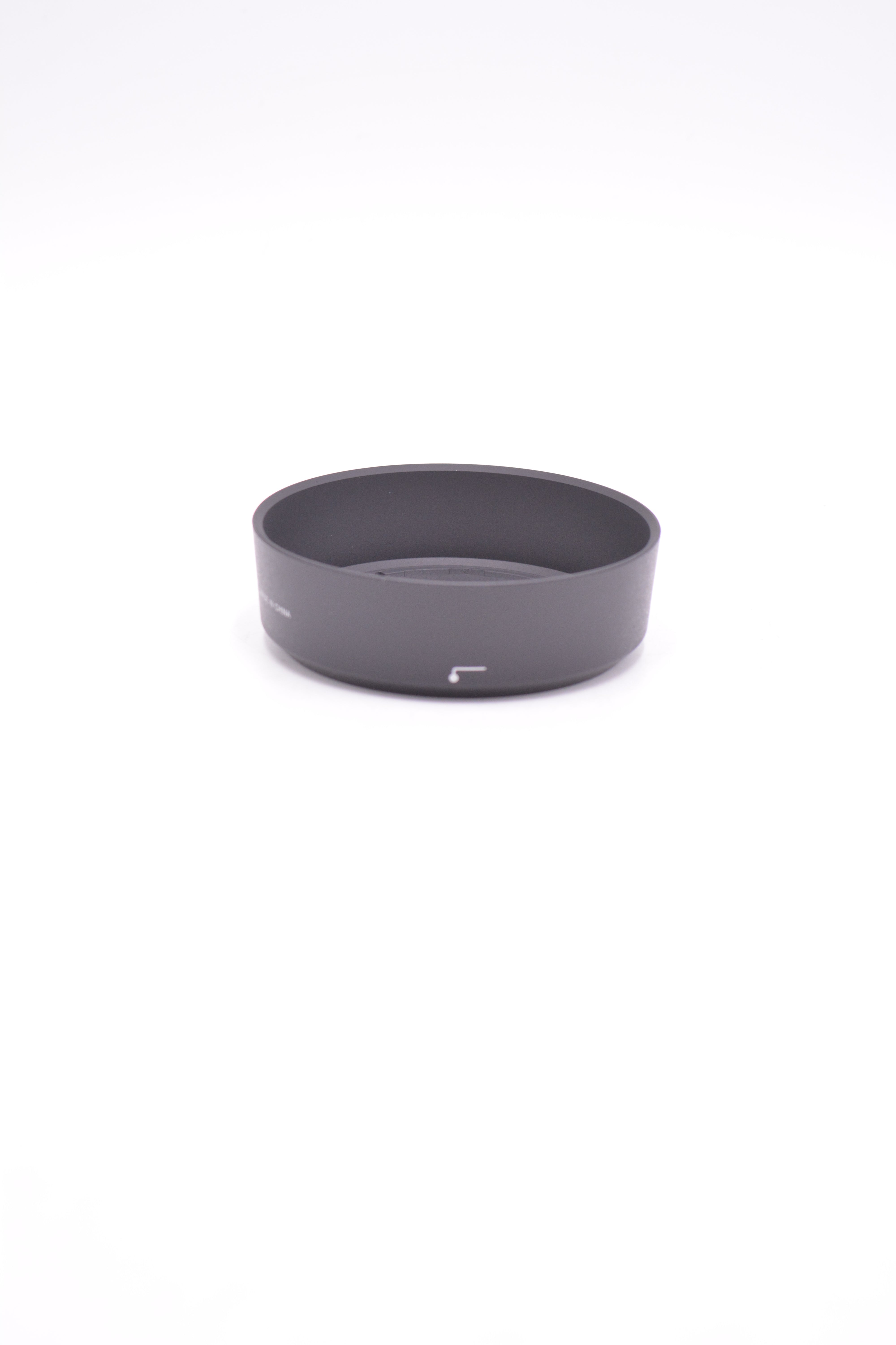 Nikon HB-46 Bayonet Lens Hood Compatible with AF-S DX NIKKOR 35mm f/1.8G Lens - Durable Anti-Glare Accessory for Photography & Videography