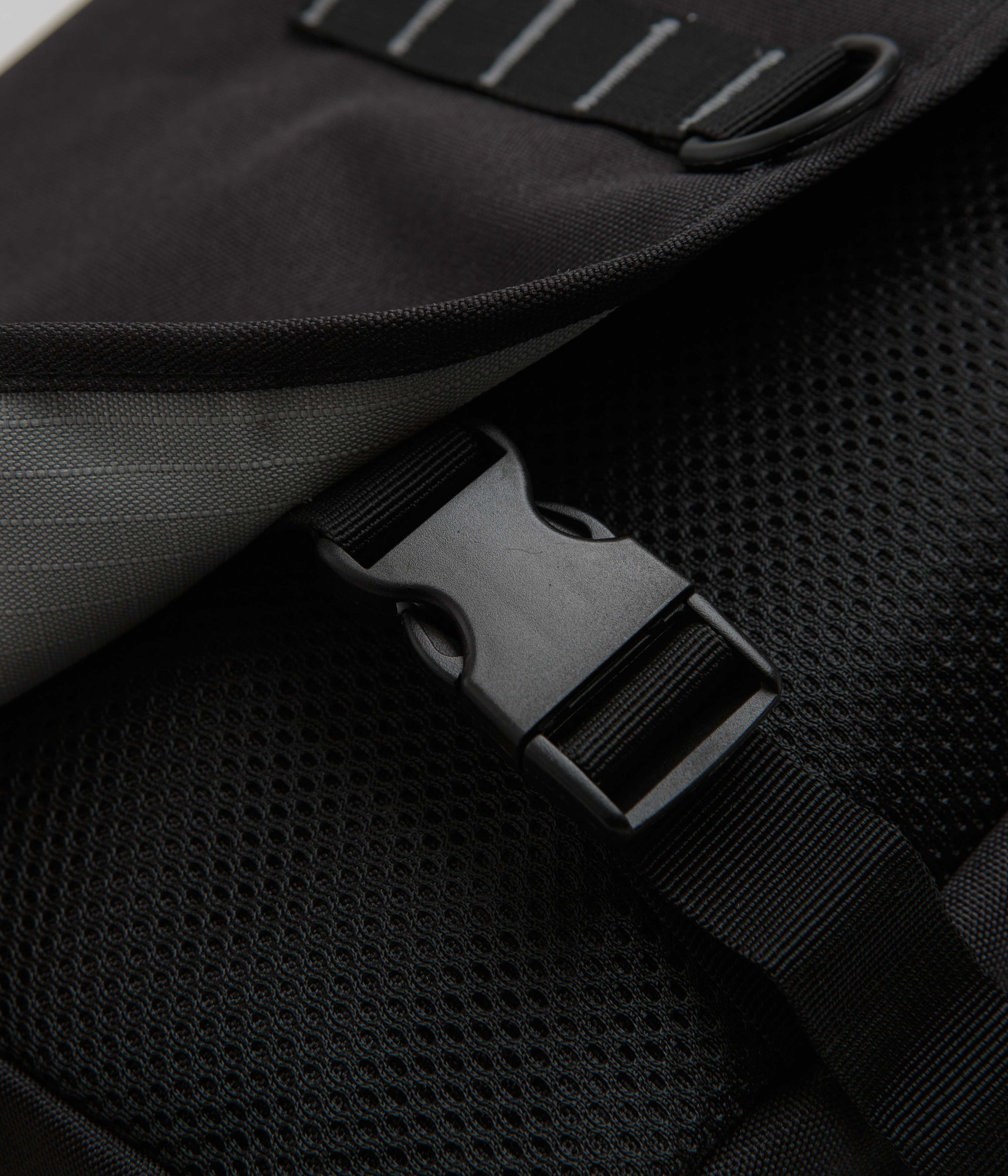 Butter Goods Commute Side Bag - Black - Stylish Crossbody Bag for Men & Women - Perfect for Travel, Work, and Everyday Use
