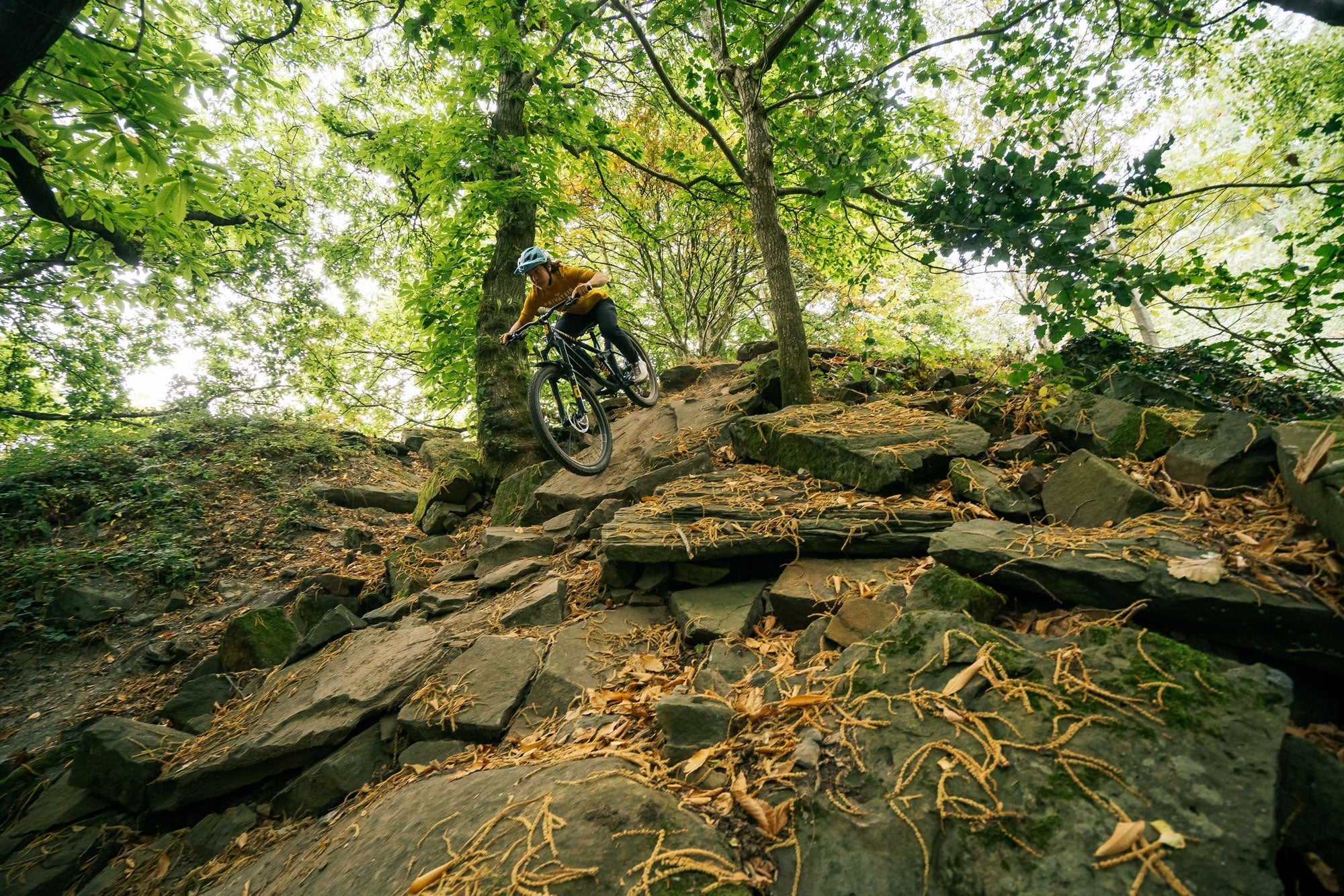 HUNT Proven Carbon Race Enduro MTB 27.5 Wheelset - Lightweight & Durable Mountain Bike Wheels for Trail Riding & Downhill Racing