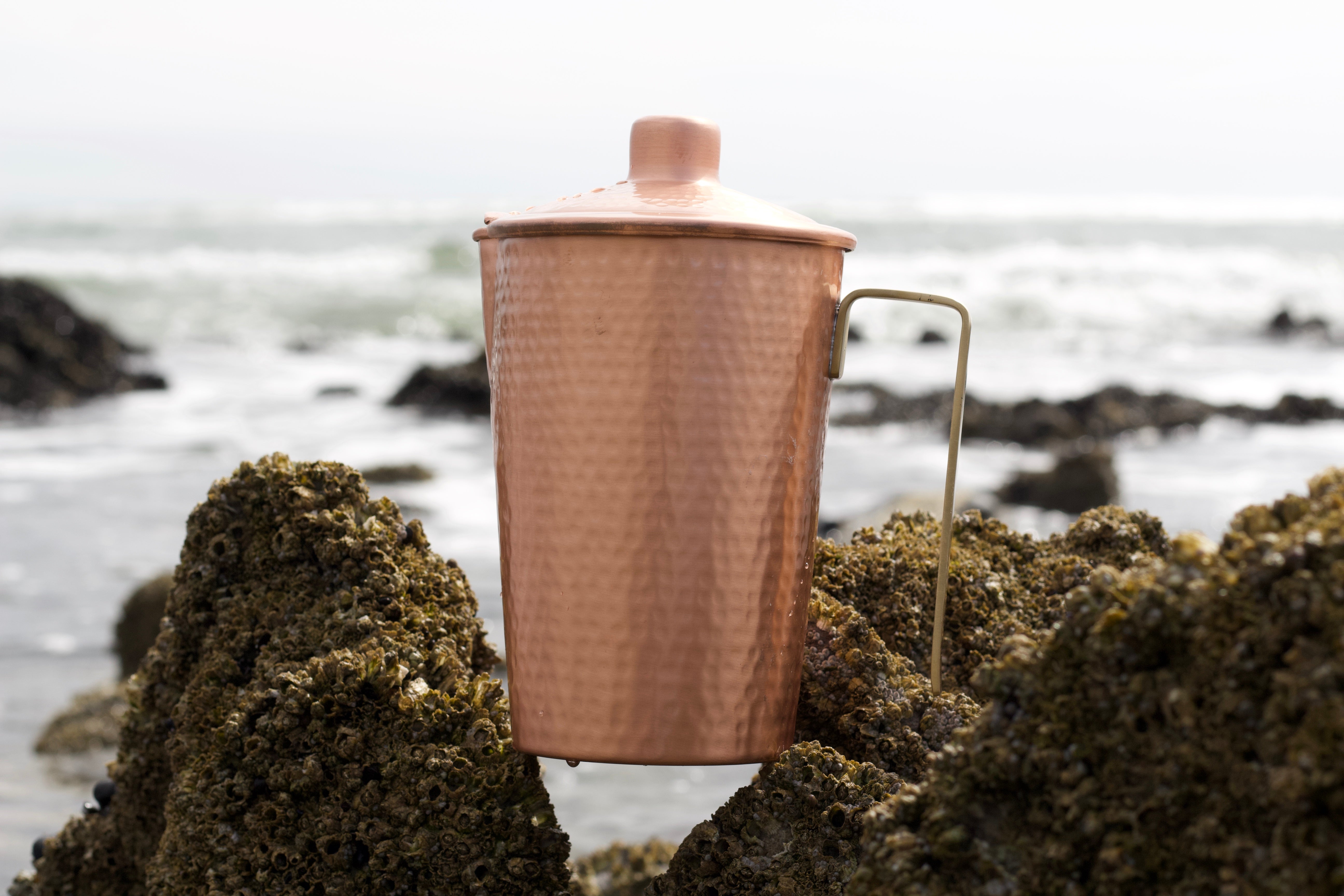 Kosdeg Hand Hammered Copper Water Pitcher - 47 Oz (1.4L) - Pure Copper Pitcher for Detox, Alkaline Water & Ayurveda - Perfect for Home, Office & Yoga Studio