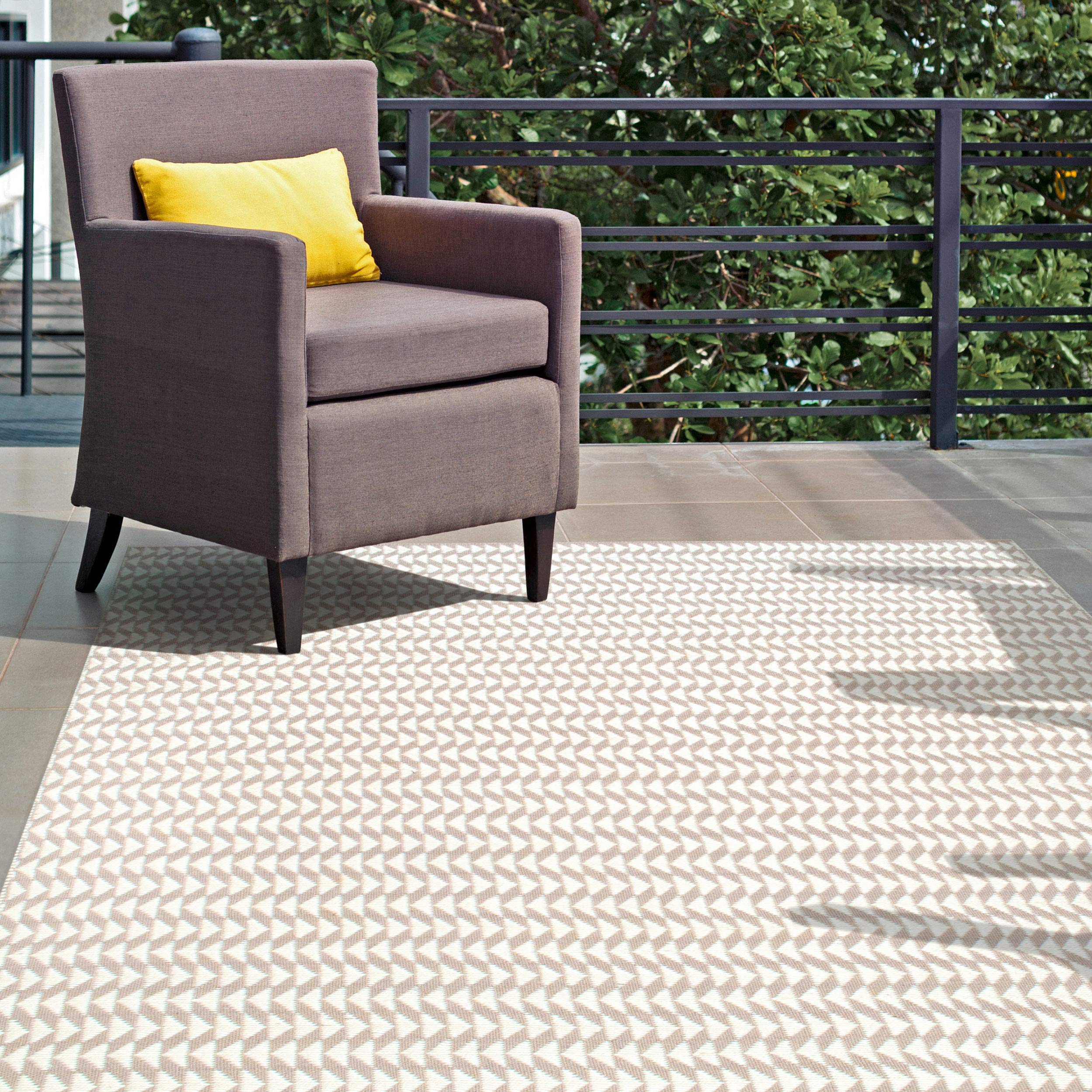 nuLOOM Yasmin Striped Indoor/Outdoor Area Rug 4' x 6' Ivory - Perfect for Living Room, Patio, Bedroom & Outdoor Decor