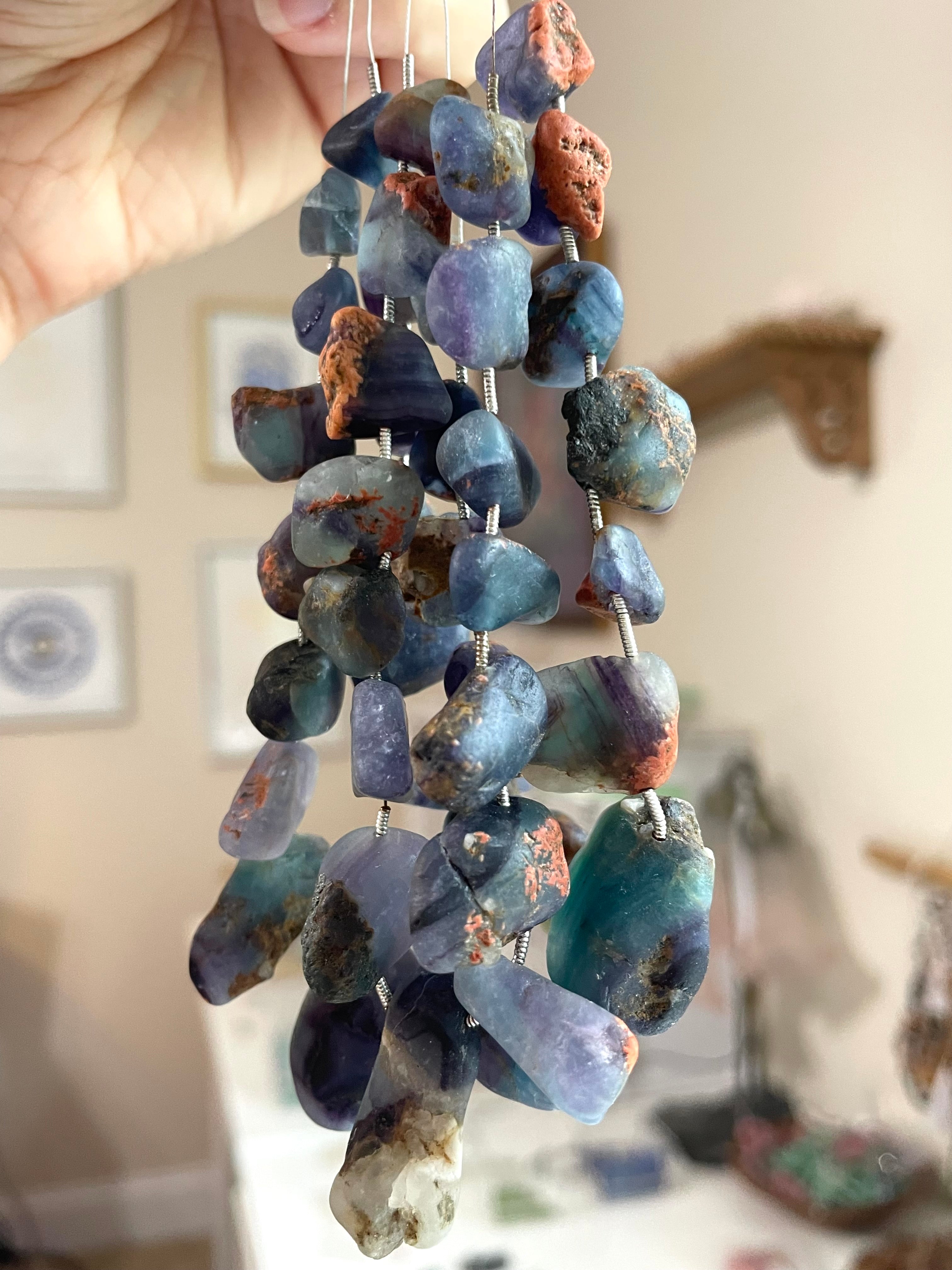 Natural Fluorite Pebble Crystal Necklace for Women – Healing Stone Jewelry for Energy Balance & Stress Relief | Perfect for Meditation, Yoga & Spiritual Gifts