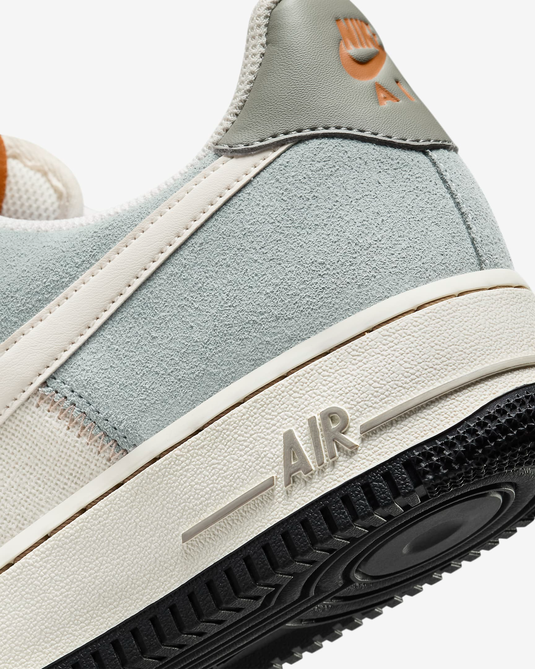 Nike Men's Air Force 1 '07 LV8 Sneakers - Light Pumice/Dark Stucco/Monarch/Pale Ivory - Casual Basketball Shoes for Streetwear & Everyday Comfort