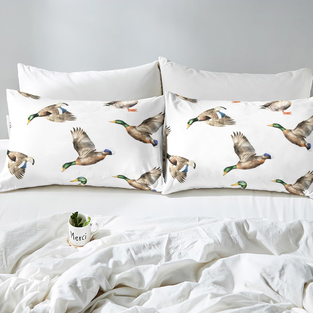**Mallard Duck Hunting & Fishing Bed Sheet Set - Full Size Wildlife Animal Themed Bedding for Boys, Girls & Kids - Includes Fitted Sheet & 2 Pillowcases - Perfect for Hunting Lodge, Cabin & Outdoor Enthusiast Bedrooms**