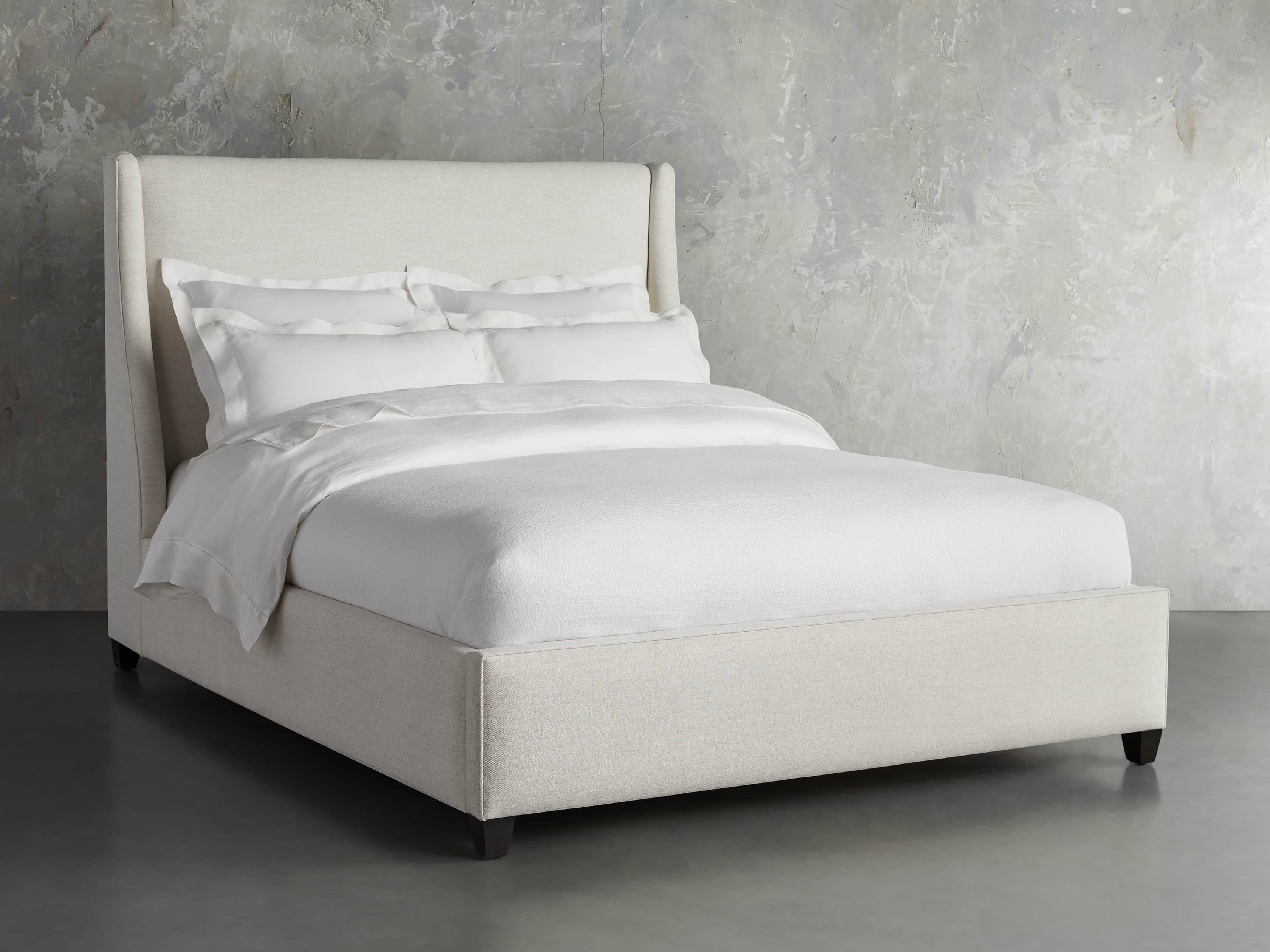 Atlyn Bed Frame - Queen Size, Sturdy Metal Platform Bed with Noise-Free Support, Easy Assembly - Perfect for Modern Bedrooms, Guest Rooms & Dormitories