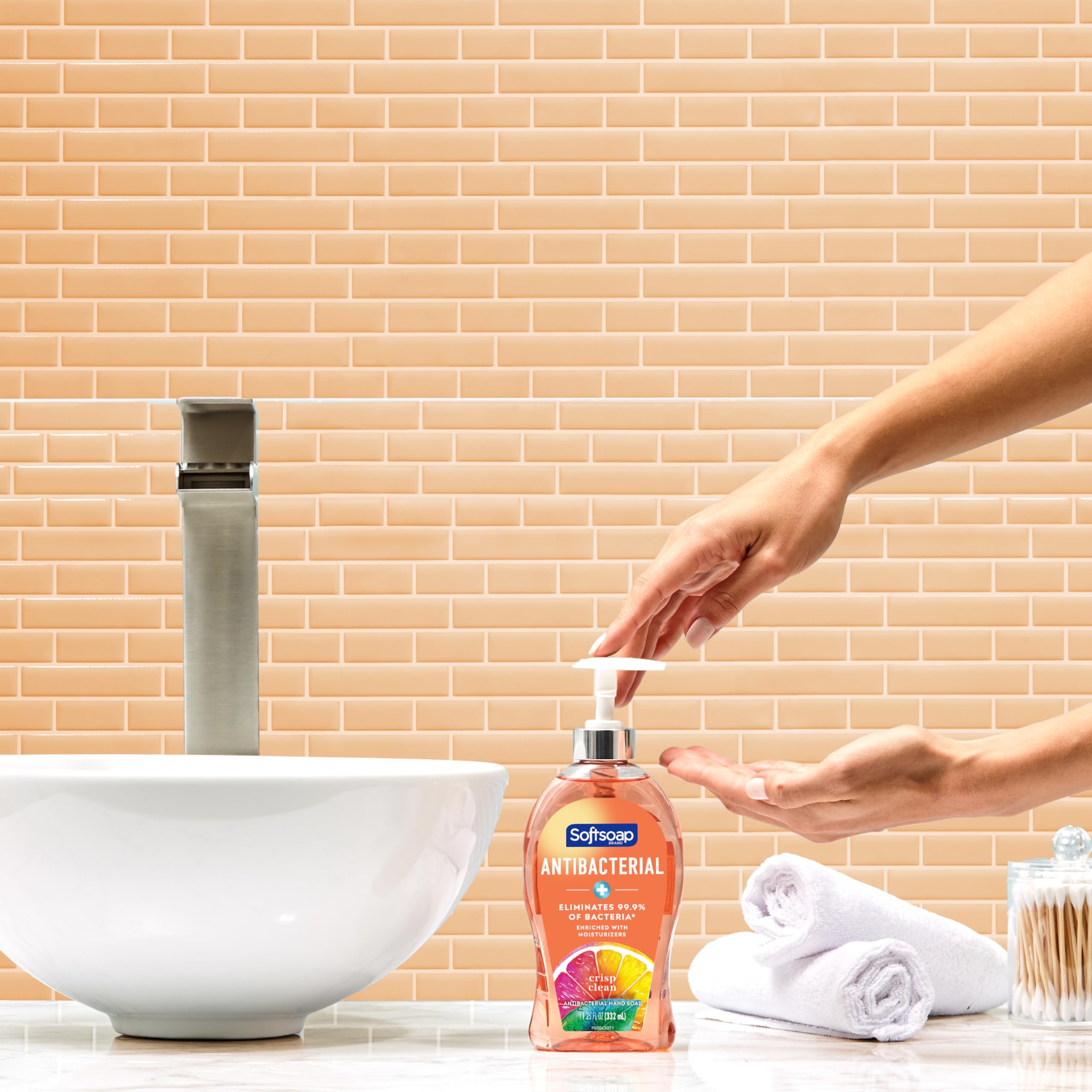 Softsoap Pomegranate & Mango Body Wash 20oz (4-Pack) & Antibacterial Liquid Hand Soap Crisp Clean 11.25oz (6-Pack) - Refreshing Shower Gel & Moisturizing Hand Wash for Bathroom, Kitchen & Daily Hygiene
