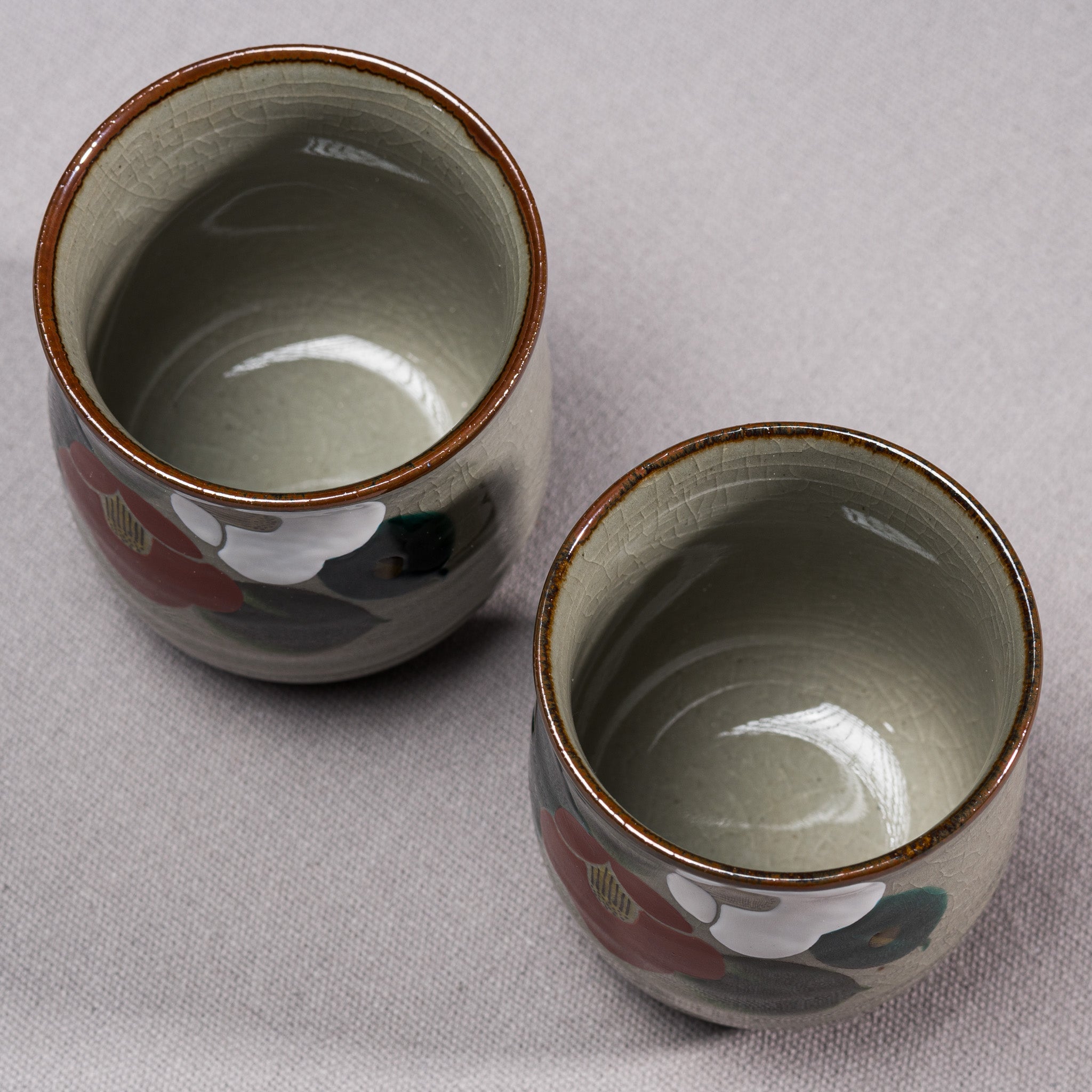 Kutani Ware Camellia Pair Yunomi Tea Cups - Handcrafted Japanese Ceramic Tea Set for Matcha or Green Tea - Perfect for Tea Ceremonies, Gift Giving & Home Decor